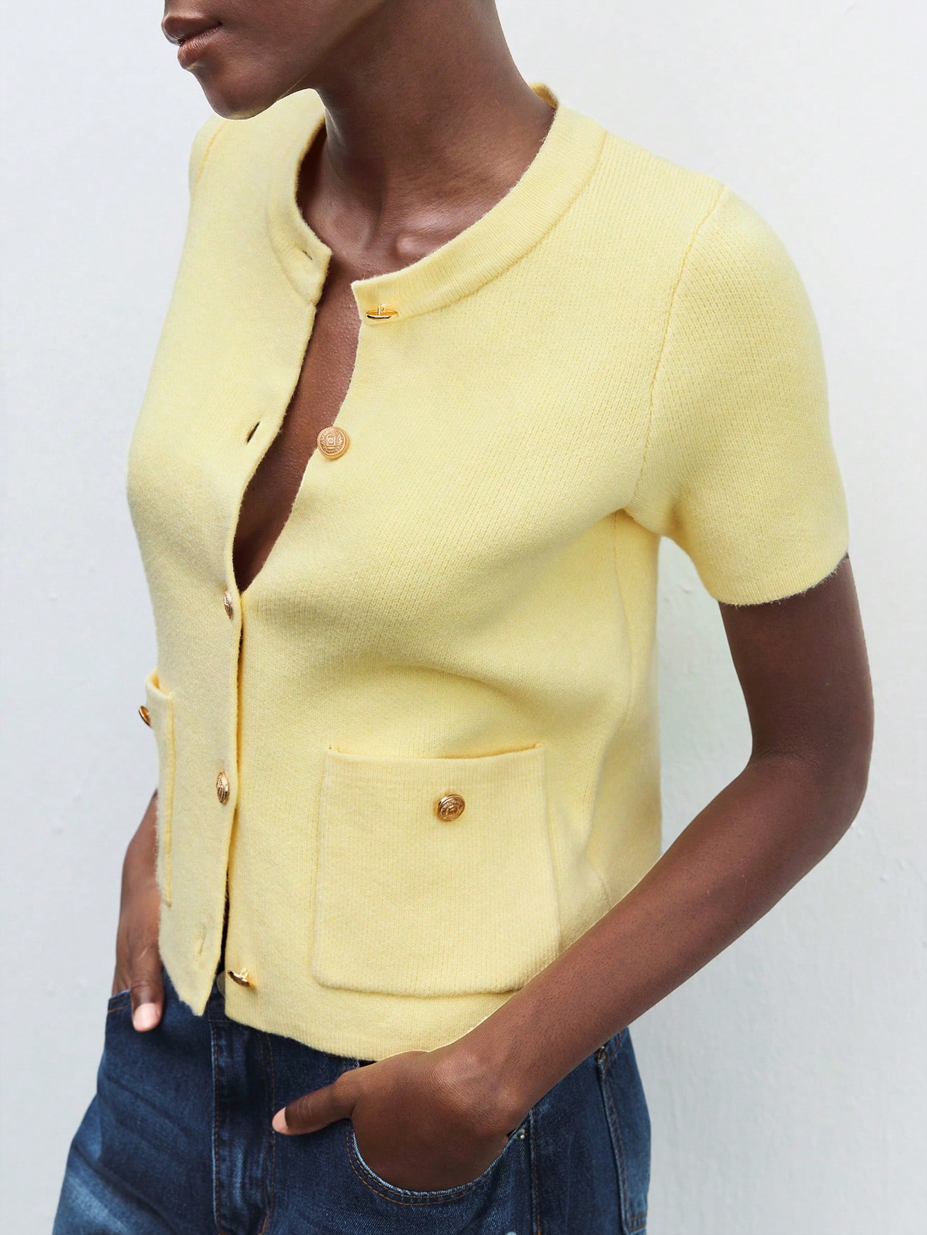 Maija 2026 Élégant Cardigan en tricot rouge pour femmes, convenant pour les loisirs — vue 3
