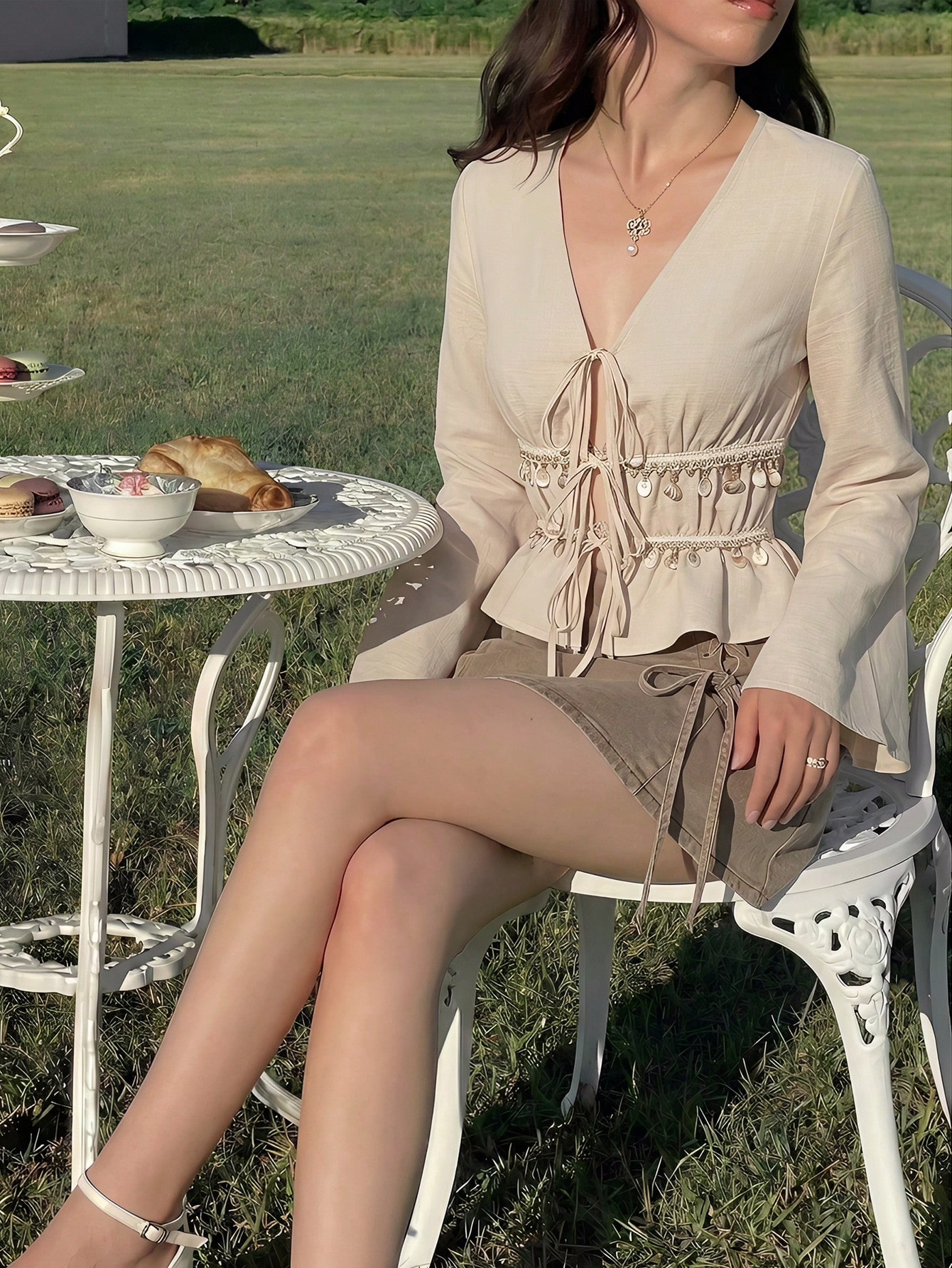 SHEIN MOD Blouse blanche élégante à manches évasées avec nœud — vue 2