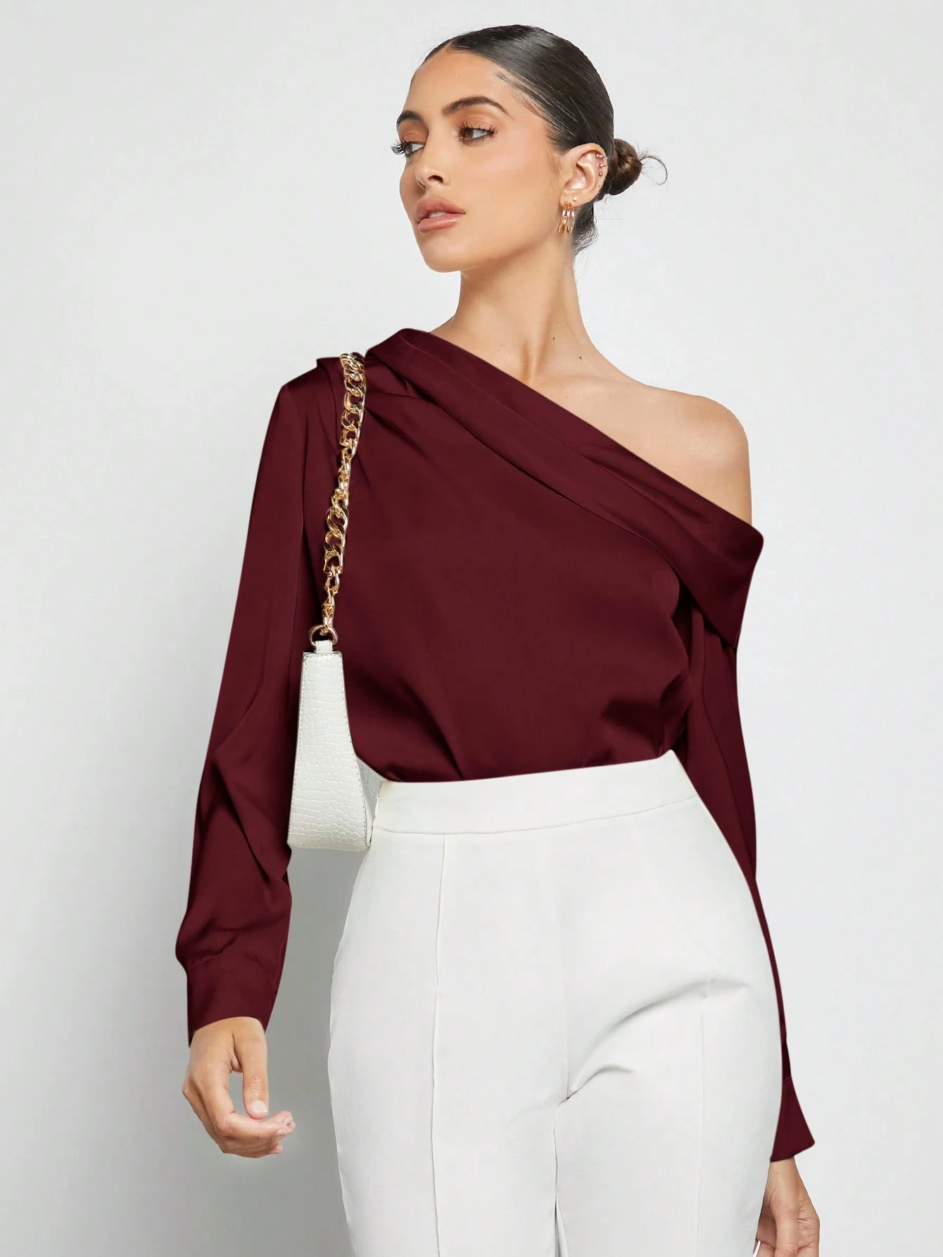 BizChic Blouse en satin plissée drapée à design asymétrique pour femmes, bleu poussiéreux, élégante pour l'été et le bureau, manches longues amples, style minimaliste business décontracté