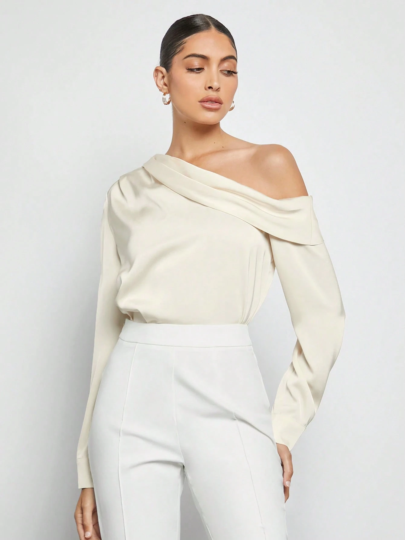 BizChic Blouse en satin plissée drapée à design asymétrique pour femmes, bleu poussiéreux, élégante pour l'été et le bureau, manches longues amples, style minimaliste business décontracté — vue 7