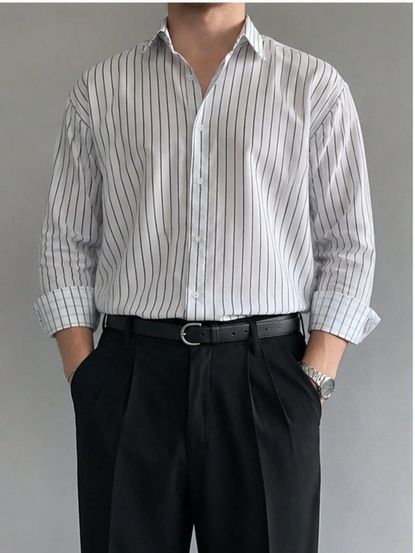Chemise rayée confortable de style Old Money pour hommes — vue 3