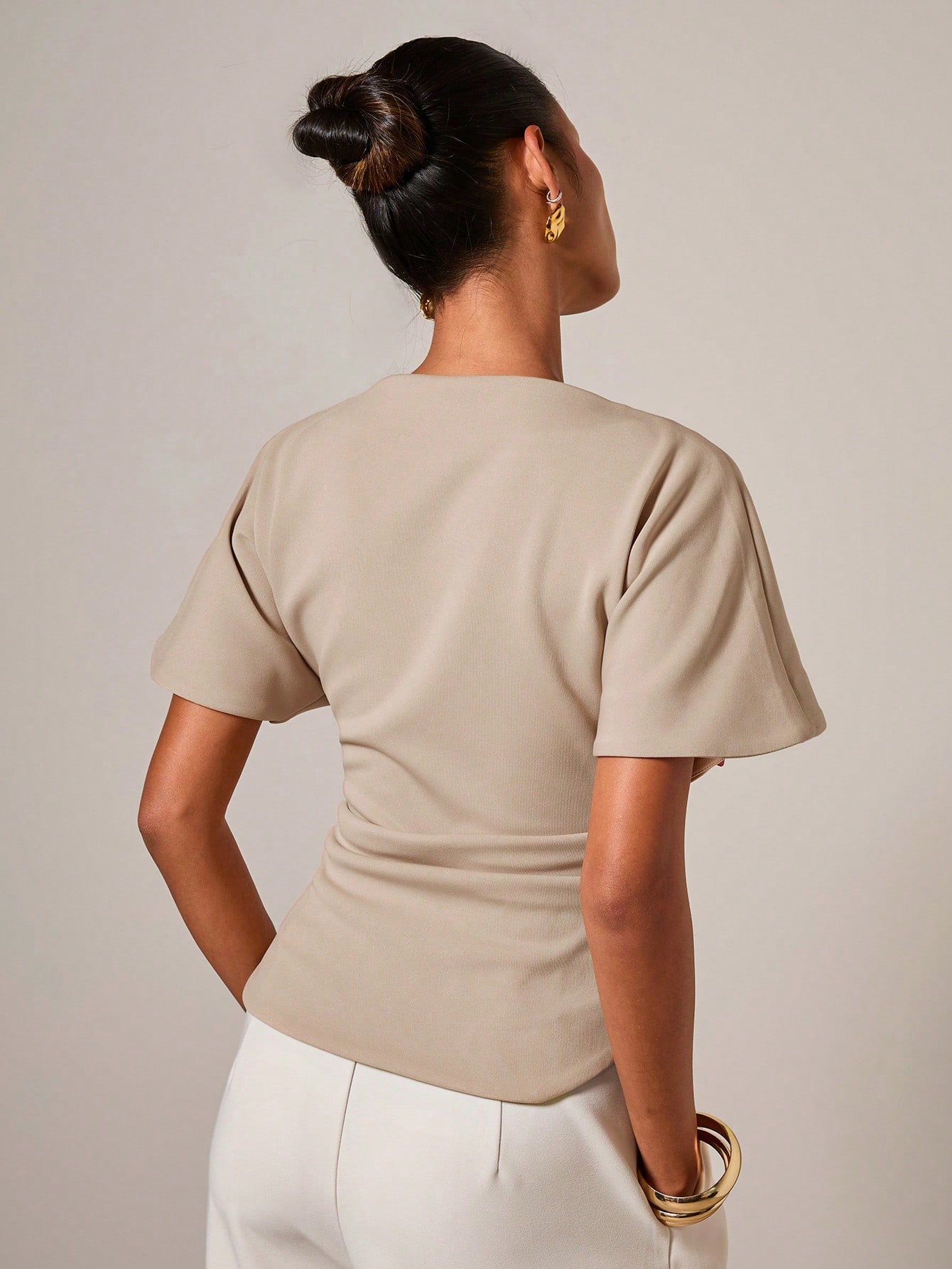 COSMINA T-shirt rond élégant à fronces pour femmes, convenant à toutes les saisons — vue 9