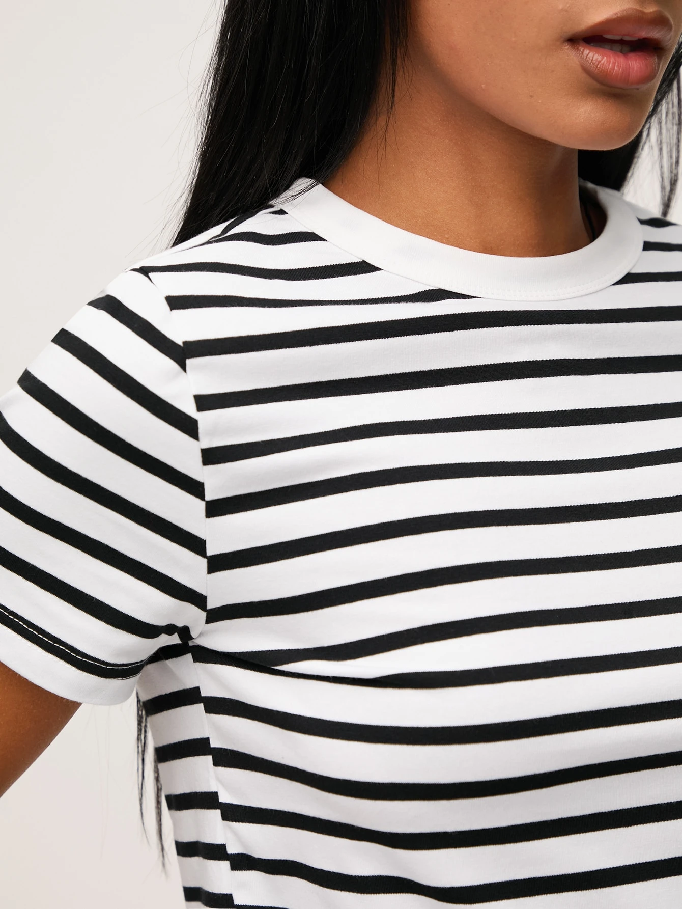 BASICS T-shirt décontracté à imprimé rayé col rond, été pour femmes — vue 9
