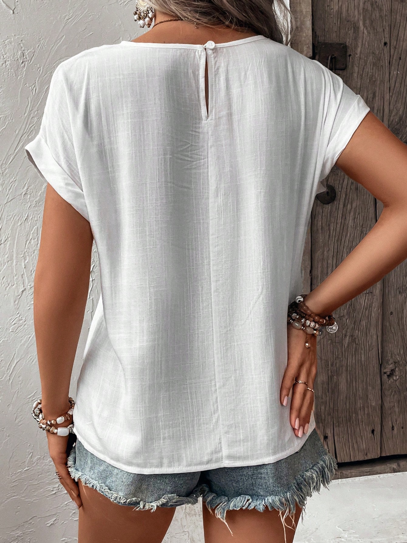 Breezaya Chemise d'été ample à col rond, manches courtes, couleur unie, avec broderie — vue 2
