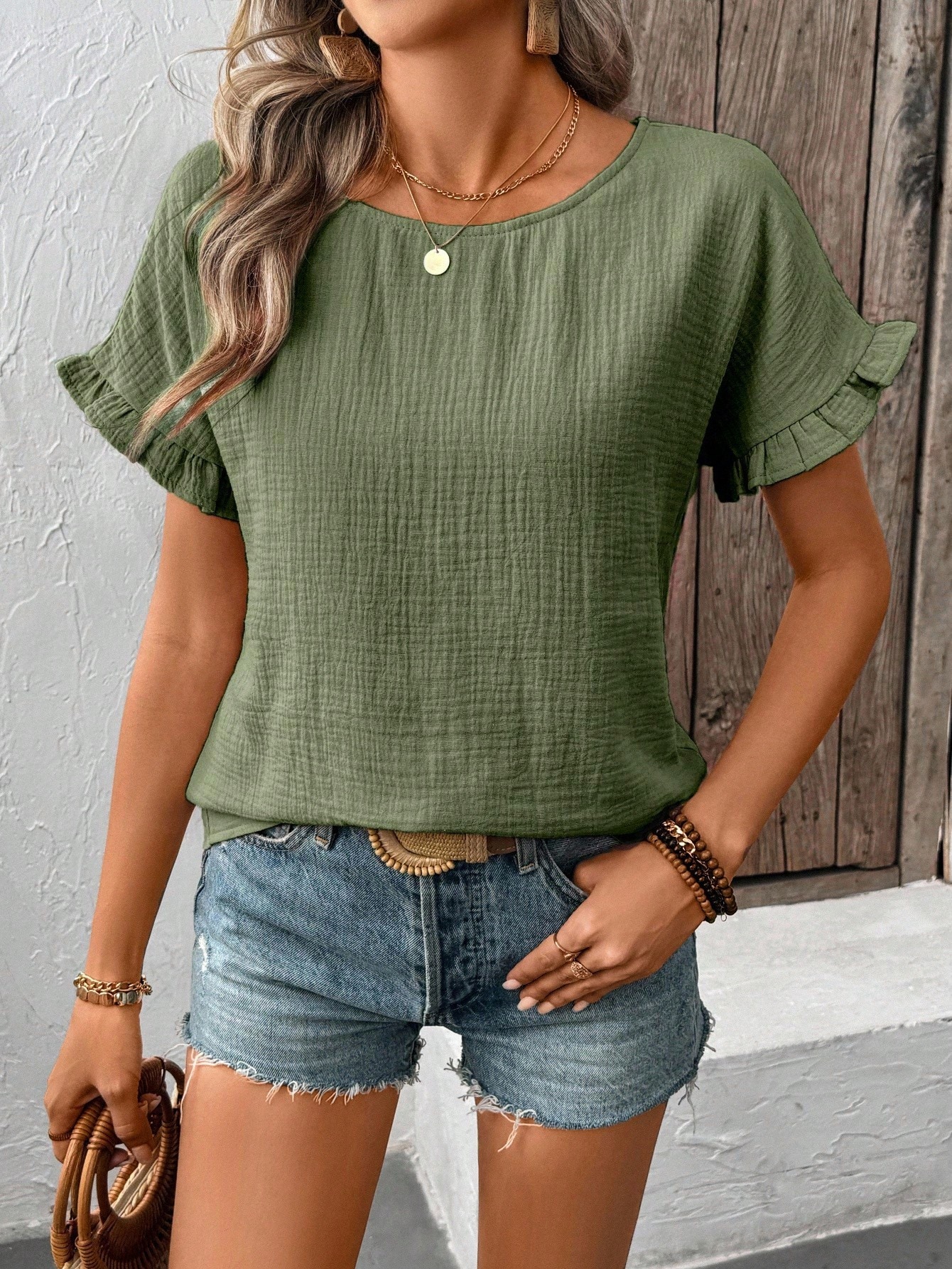 Breezaya Blouse à encolure ras-du-cou unie avec volants, manches courtes, — vue 2