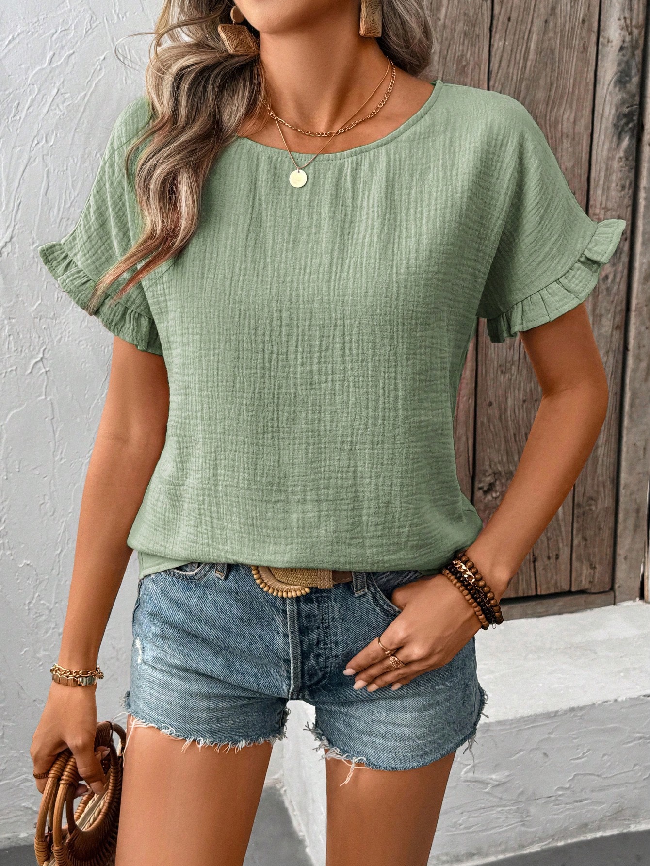 Breezaya Blouse à encolure ras-du-cou unie avec volants, manches courtes, — vue 13