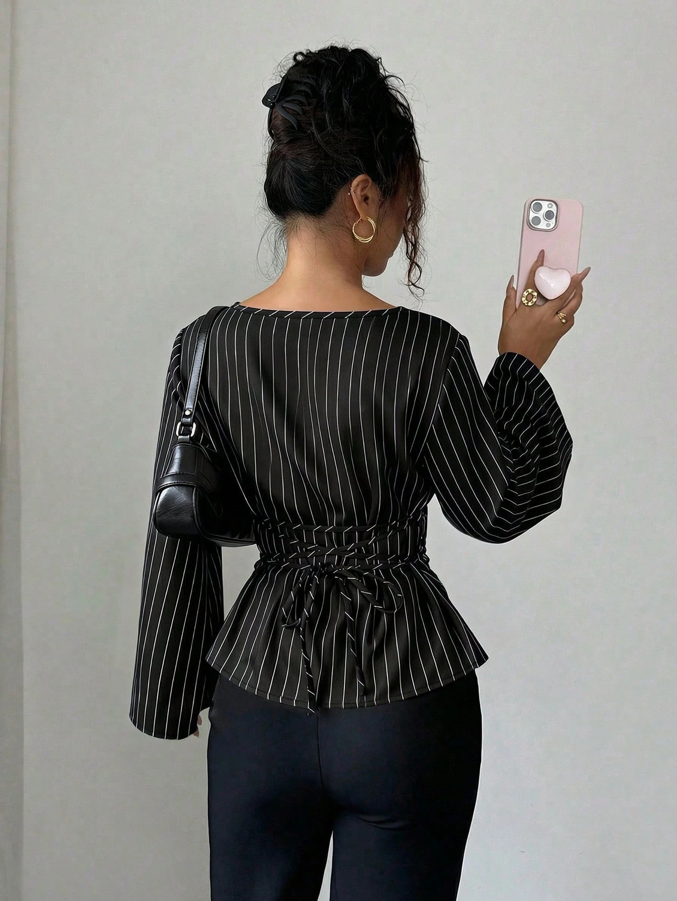 Siren Gaze Blouse à manches évasées avec attache à la taille et rayures — vue 2