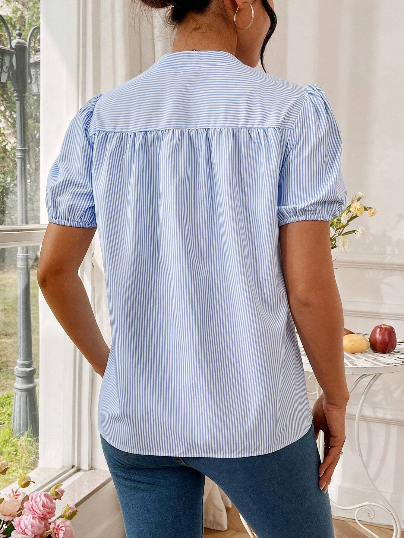 EMERY ROSE Blouse Rayée À Manches Courtes Bouffantes Avec Col Encoche — vue 3