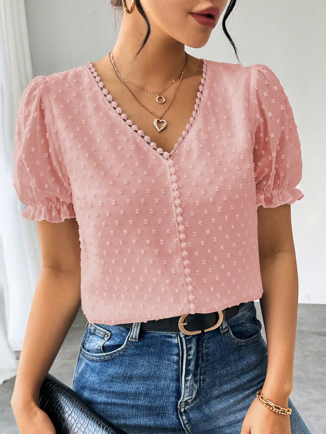 aivellea Blouse en mousseline de soie à pois français à la mode pour femmes, chemise élégante et intellectuelle à manches courtes avec design à volants pour l'été — vue 5