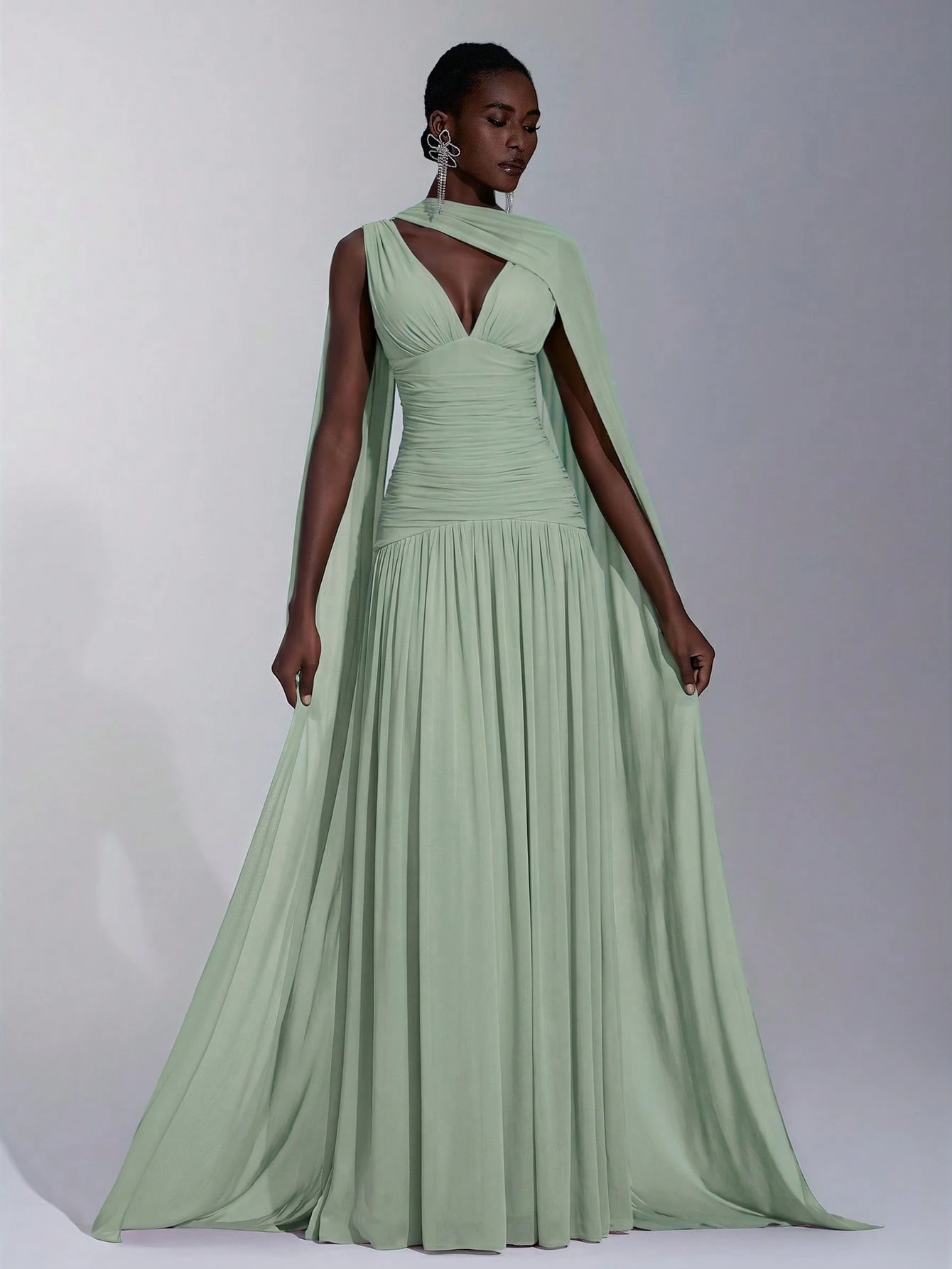 Elitara Robe de demoiselle d'honneur élégante vert armée brillant en maille — vue 13