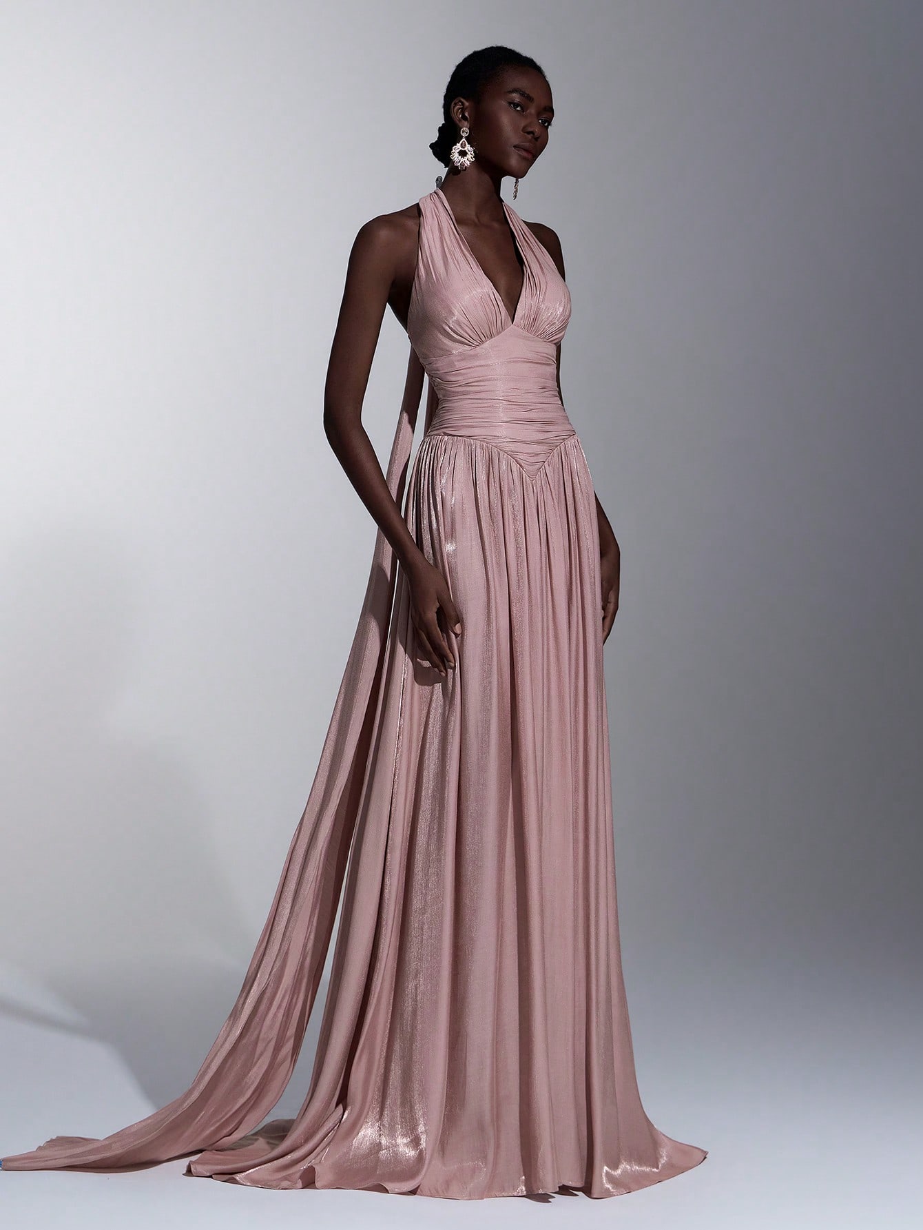 litara Robe de soirée élégante et romantique en tissu organza brillant, décoration froncée — vue 10