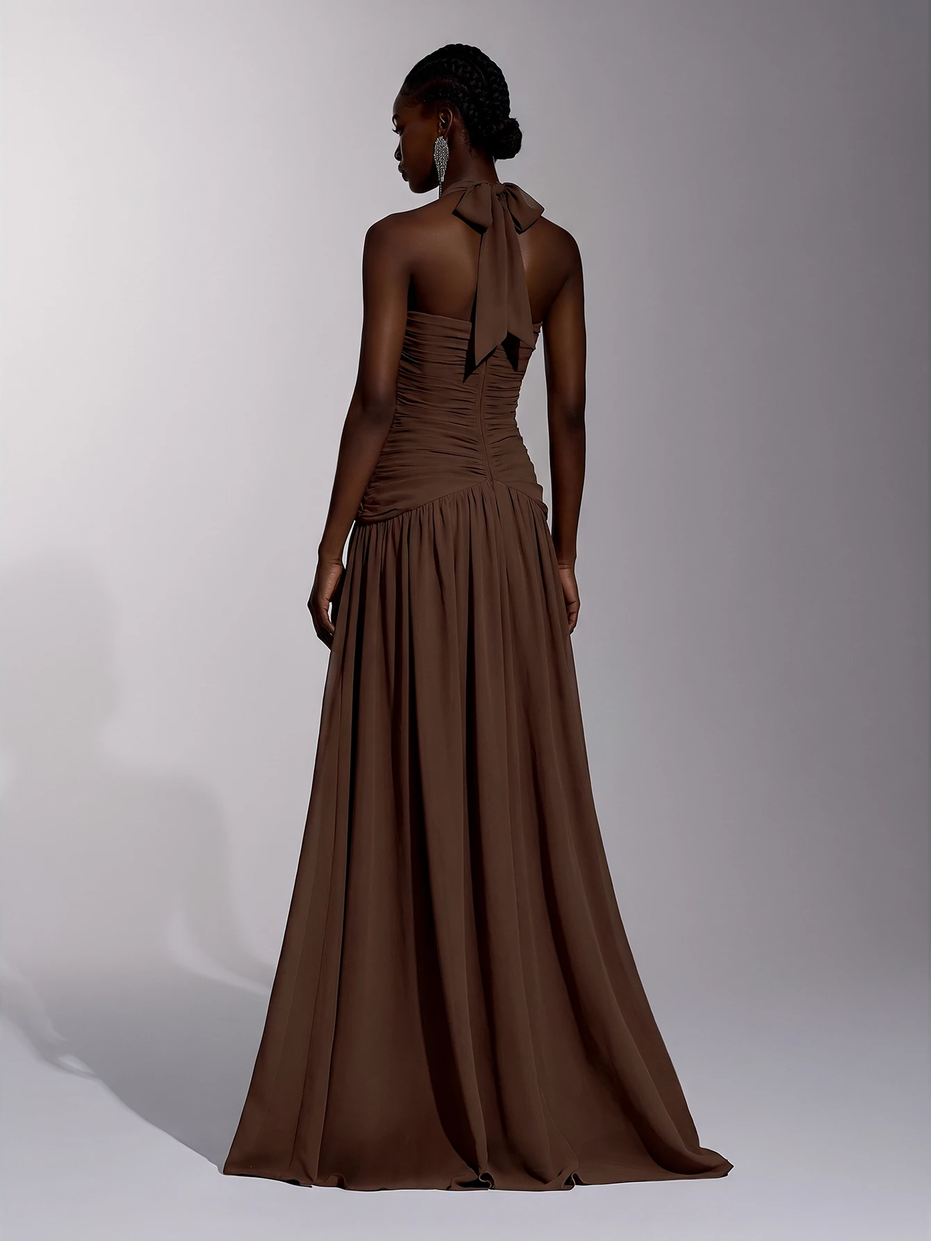 Elitara Robe longue élégante et classique en mousseline avec col ras-du-cou en forme de cœur, — vue 2