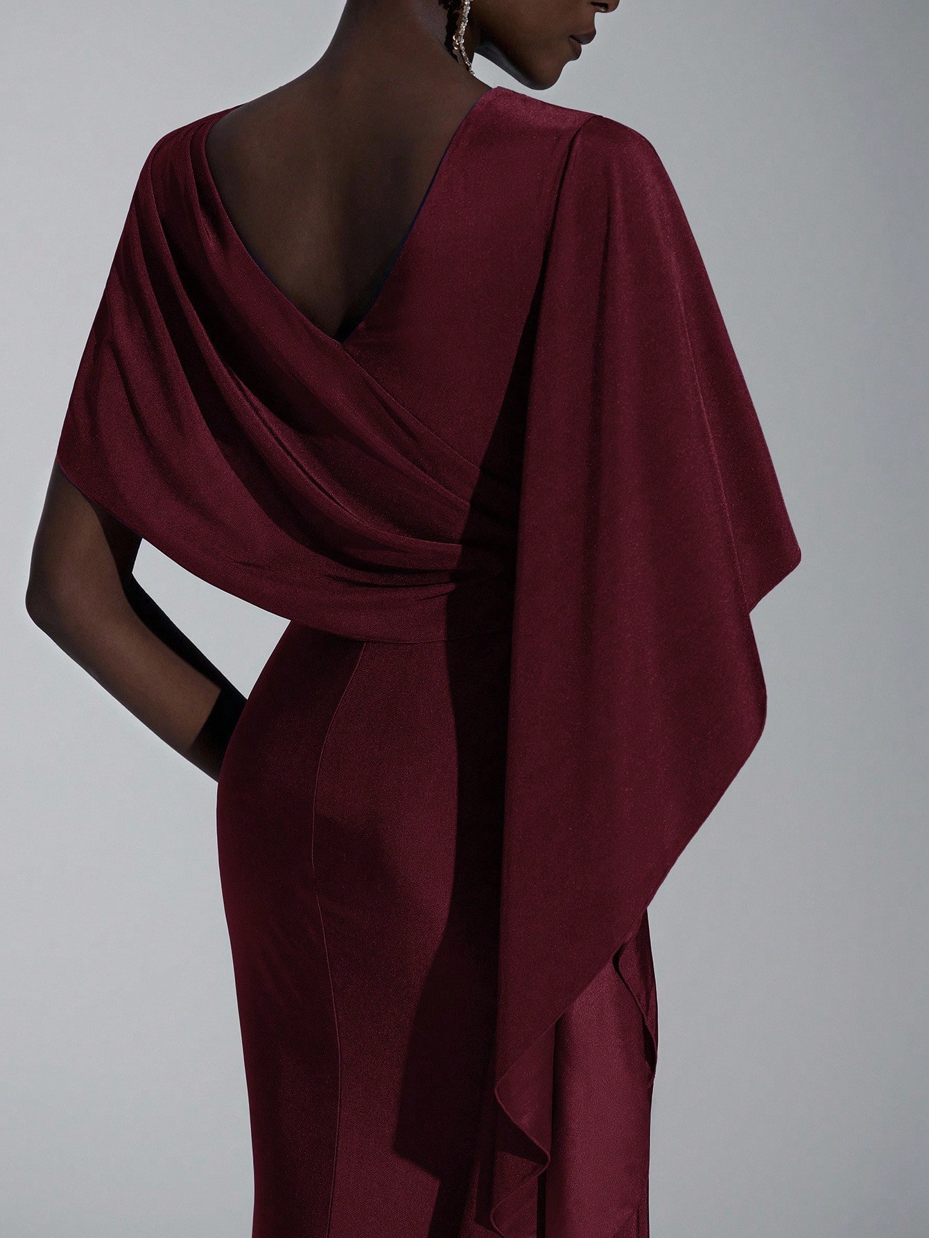 Elitara Robe de demoiselle d'honneur élégante, chic et luxueuse en satin bleu marine — vue 11