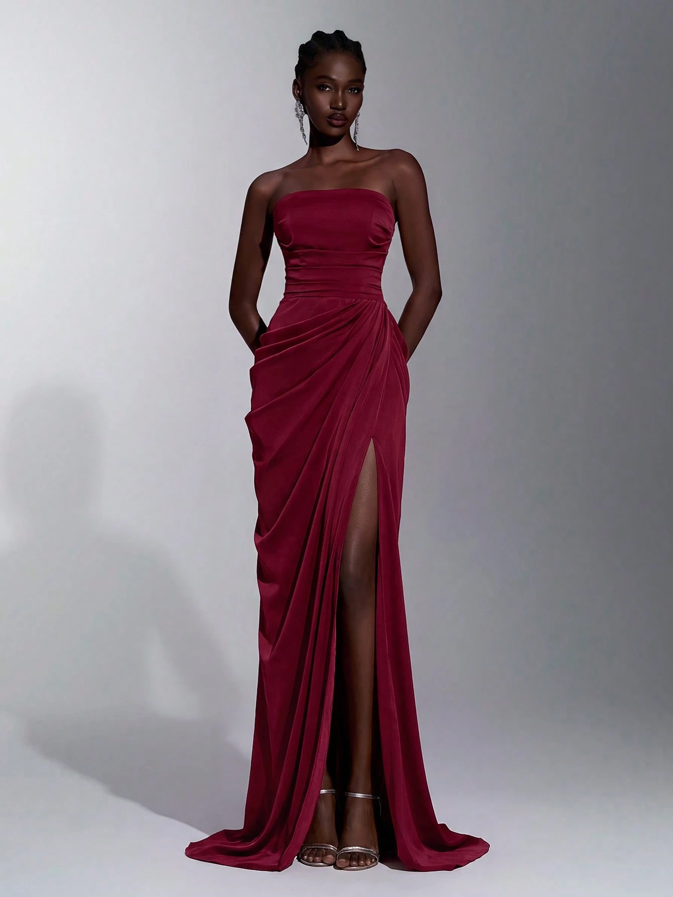 Elitara Robe sirène élégante, luxueuse et sexy en satin sans bretelles, froncée, avec fente et nœud — vue 19