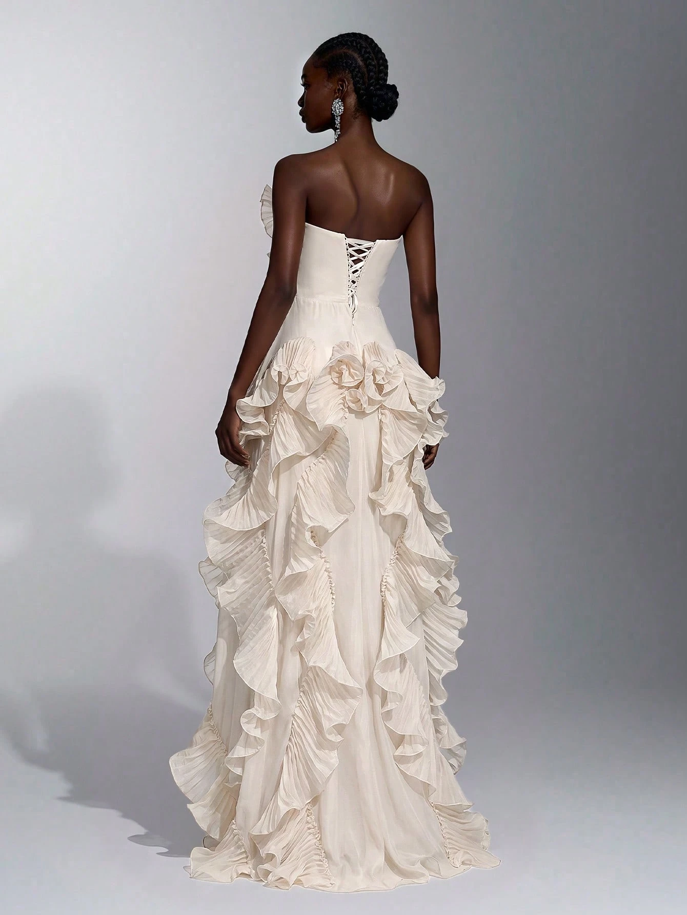 Elitara Robe de soirée sirène trapèze sans bretelles à fente avec nœud dans le dos, en organza plissé à — vue 2