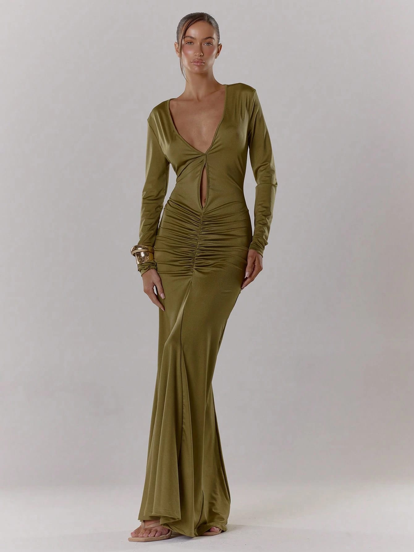 MUSERA Robe longue maxi élégante avec détail de fente en V, froncée, confortable et décontractée pour une soirée, une fête, le printemps, l'été, les vacances ou la Saint-Valentin