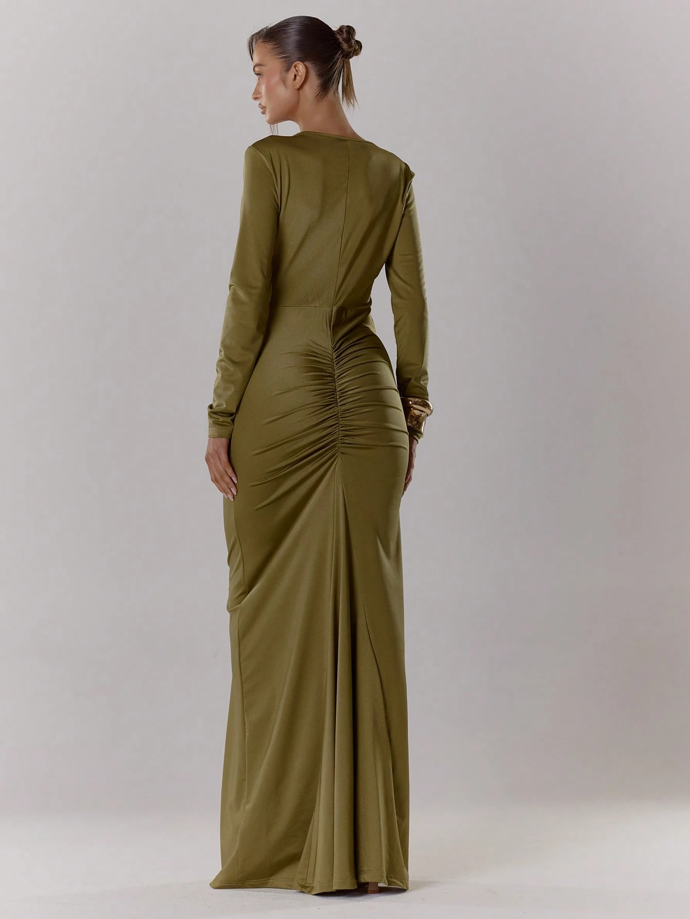 MUSERA Robe longue maxi élégante avec détail de fente en V, froncée, confortable et décontractée pour une soirée, une fête, le printemps, l'été, les vacances ou la Saint-Valentin — vue 2