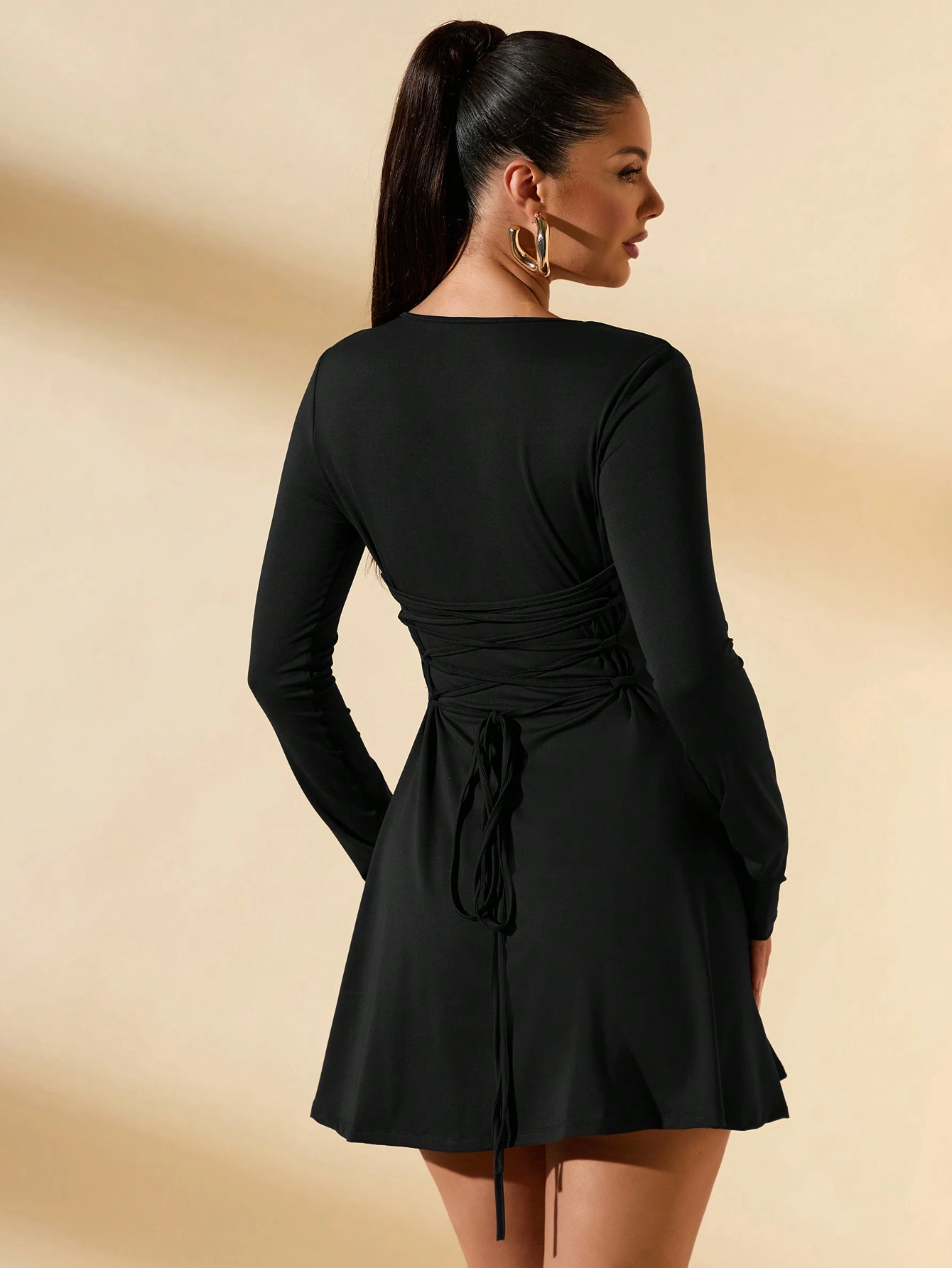 SHEIN BAE Robe mini à col montant à manches longues et coupe slim — vue 2