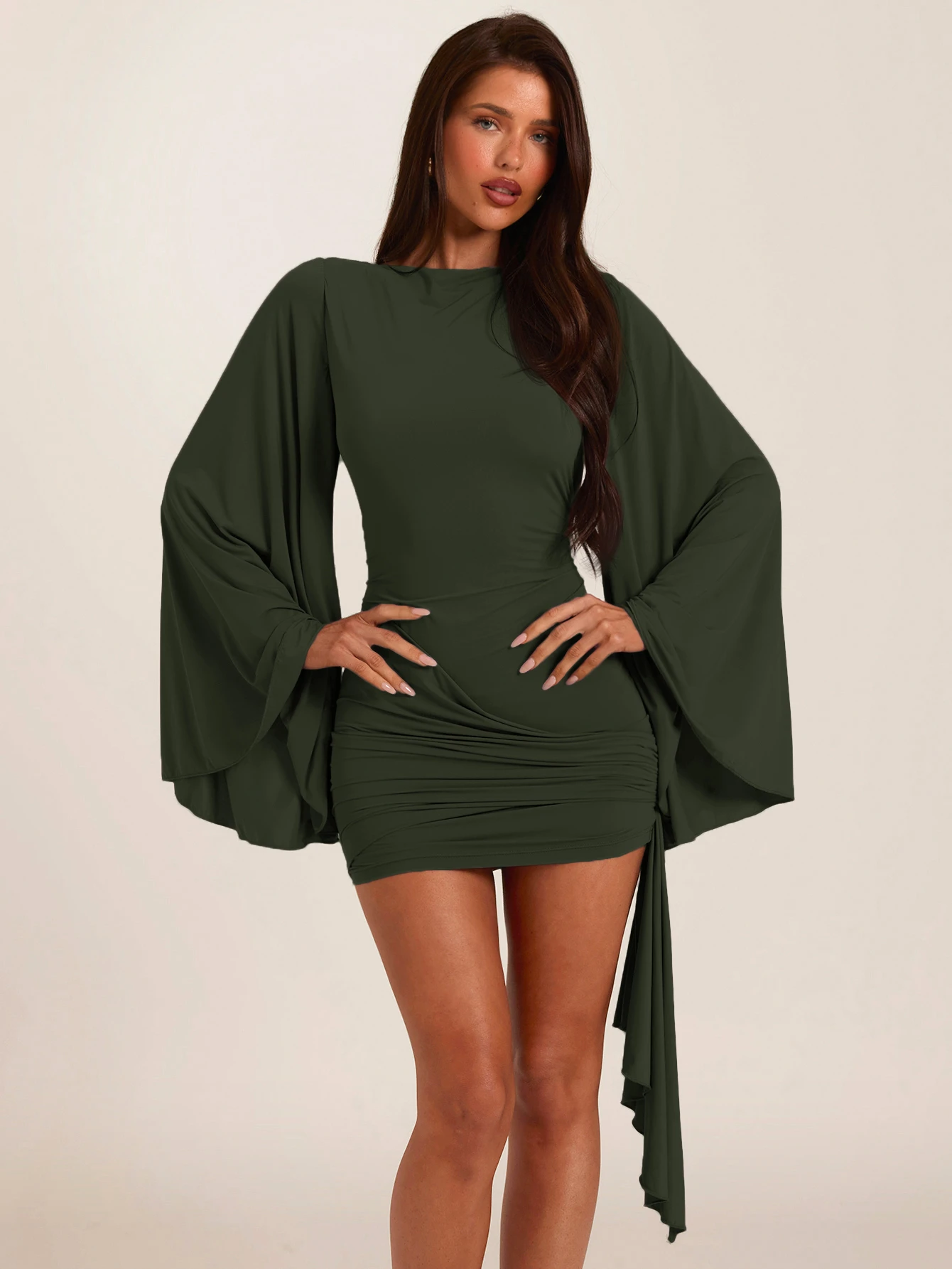 HEIN BAE Robe mini sexy ajustée à col rond, manches longues évasées et dos nu, gris unicolore, automne/hiver, robe basique, robe de festival de musique, robe d'anniversaire, robe de brunch, Y2K, soirée en boîte de nuit, rassemblement, robe de cocktail, jupe sexy de soirée en boîte de nuit, robe sexy dos nu — vue 5