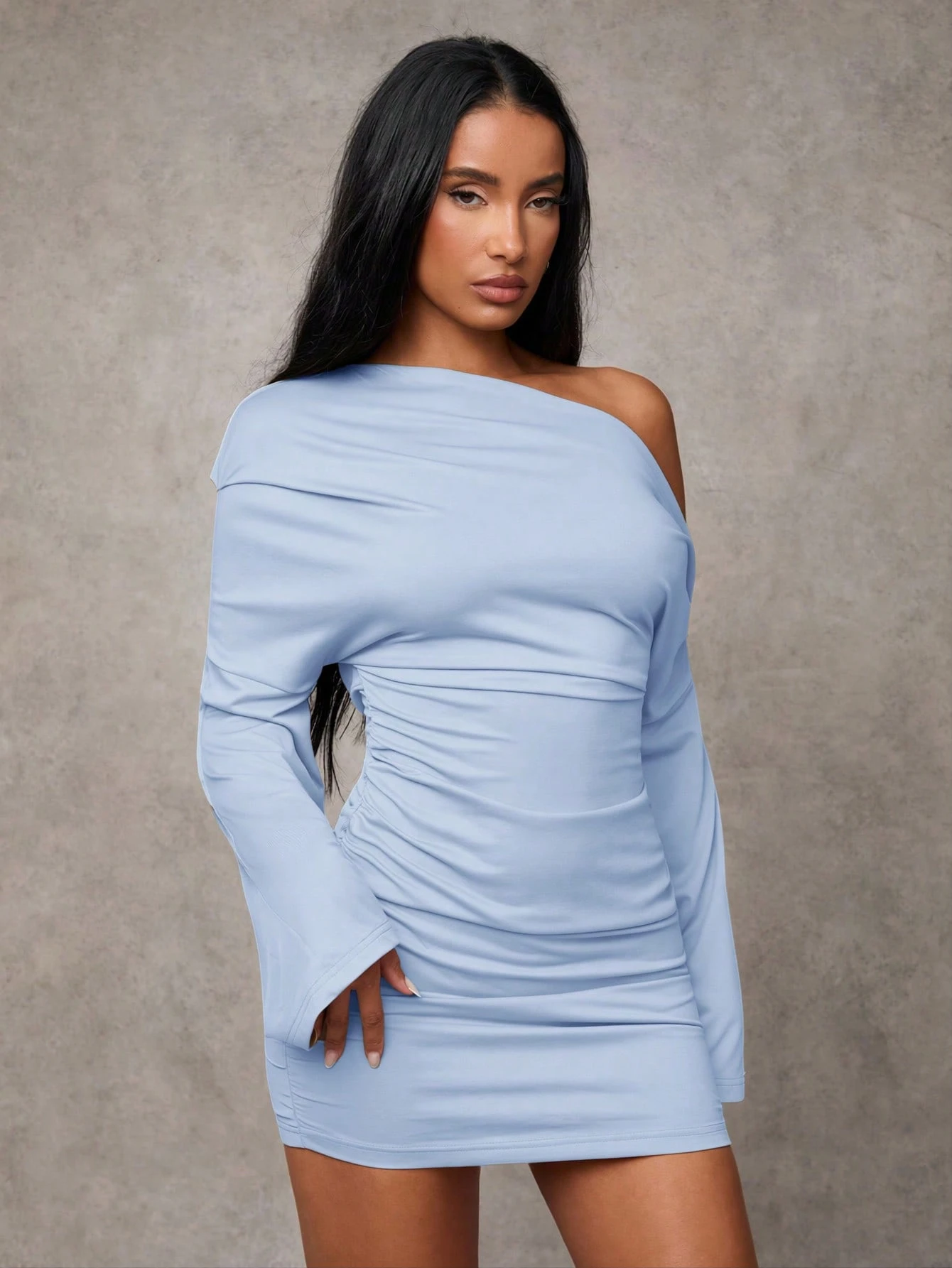 SHEIN BAE Robe mini asymétrique de couleur unie sexy pour femmes — vue 7