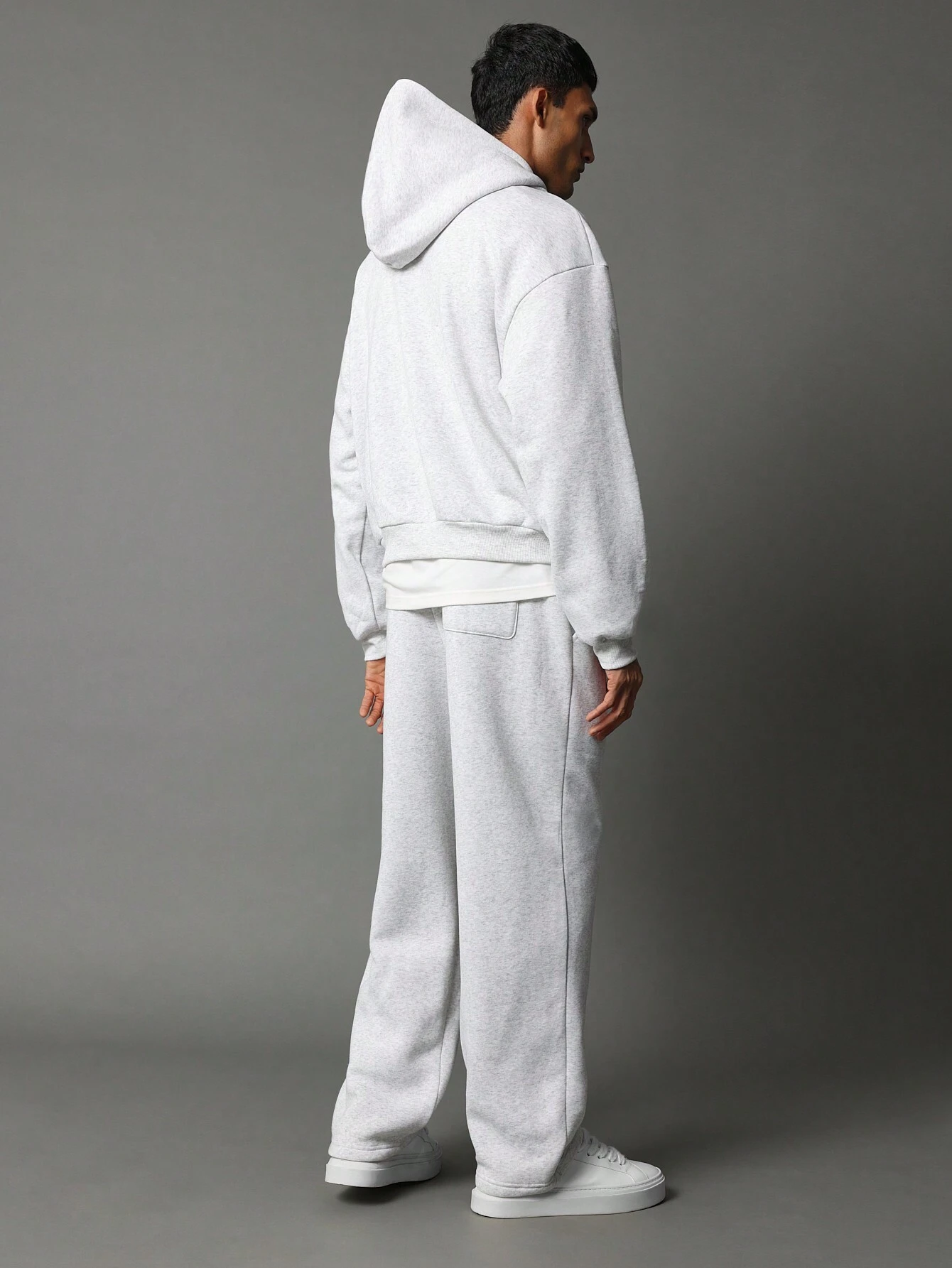 SUMWON Ensemble coordonné essentiel avec sweat-shirt à capuche et jogger à entre-jambe — vue 2