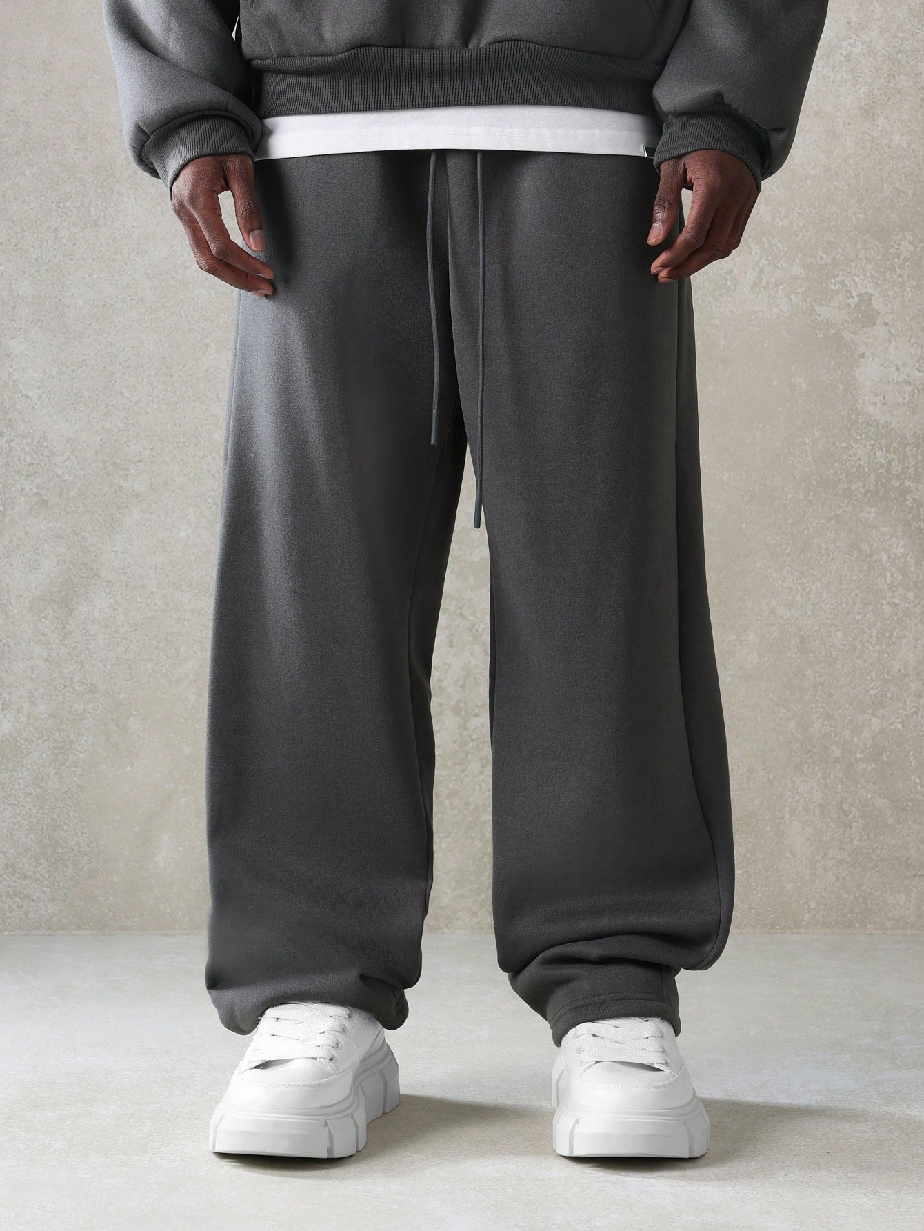SUMWON Ensemble coordonné essentiel avec sweat-shirt à capuche et jogger à entre-jambe — vue 11