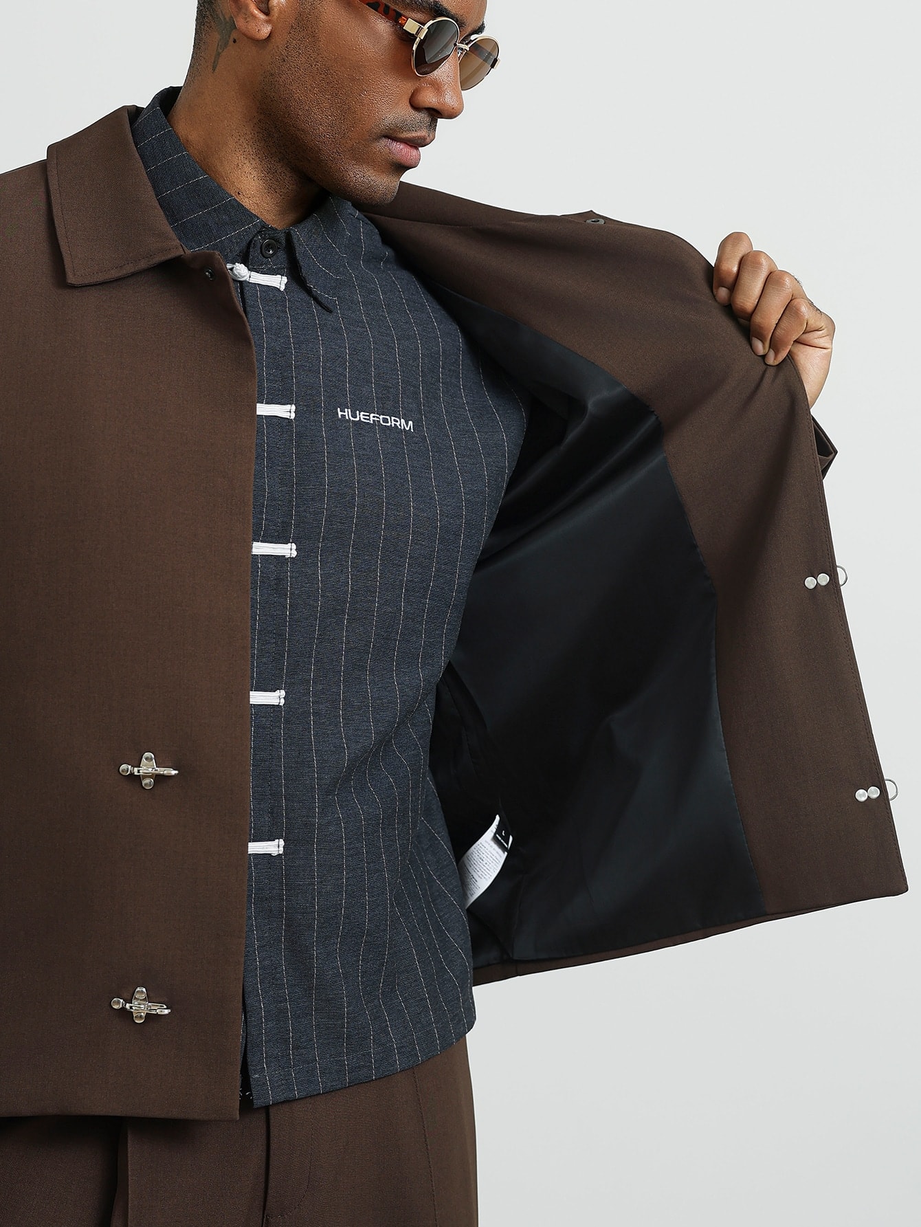 HUEFORM Ensemble 2 pièces pour homme style Old Money marron avec veste courte à revers et — vue 5