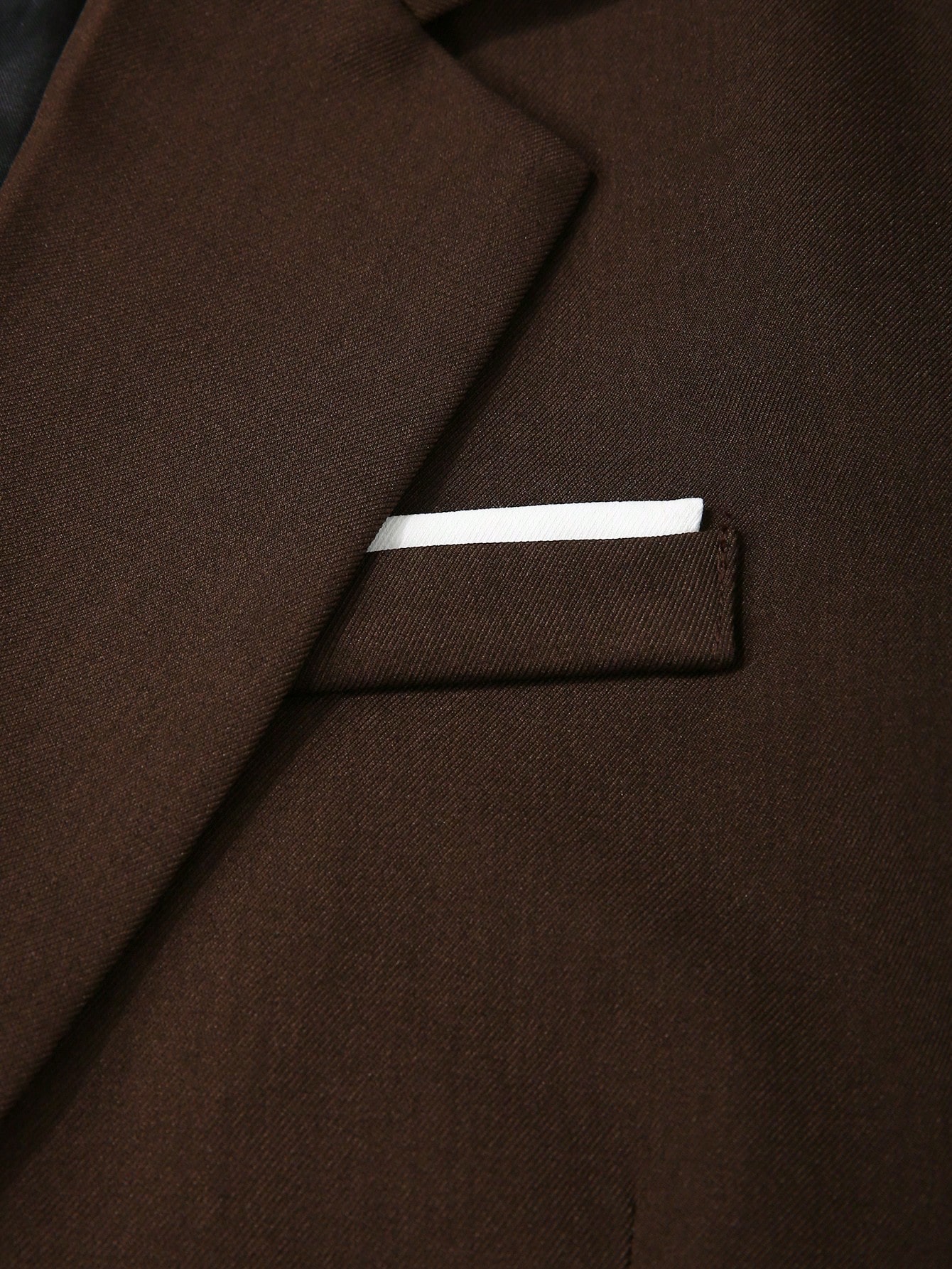 HUEFORM Costume marron à manches longues avec un seul bouton pour homme, style Old Money, — vue 4