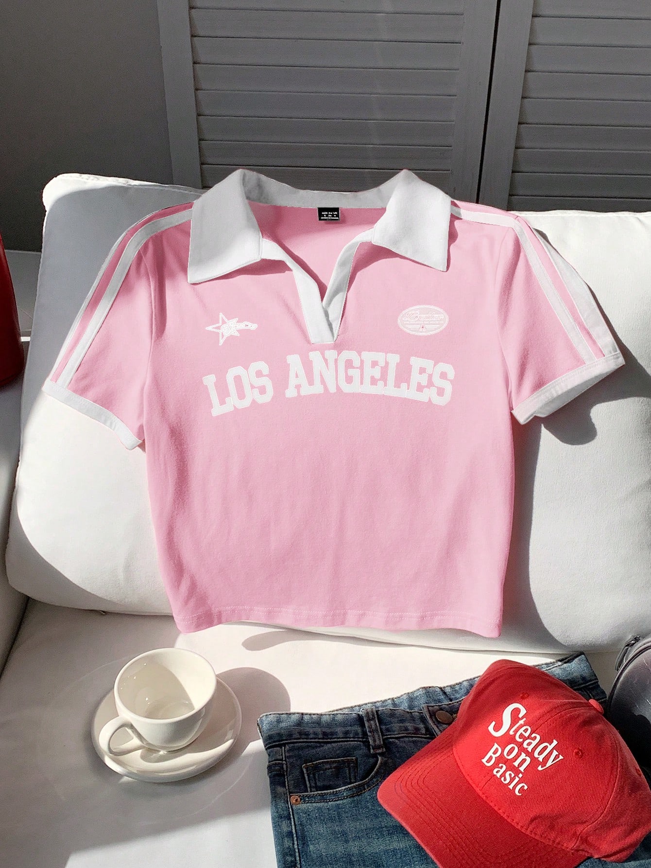 Comfortcana T-shirt ajusté à col polo avec imprimé rétro de couleurs contrastées dans le — vue 8