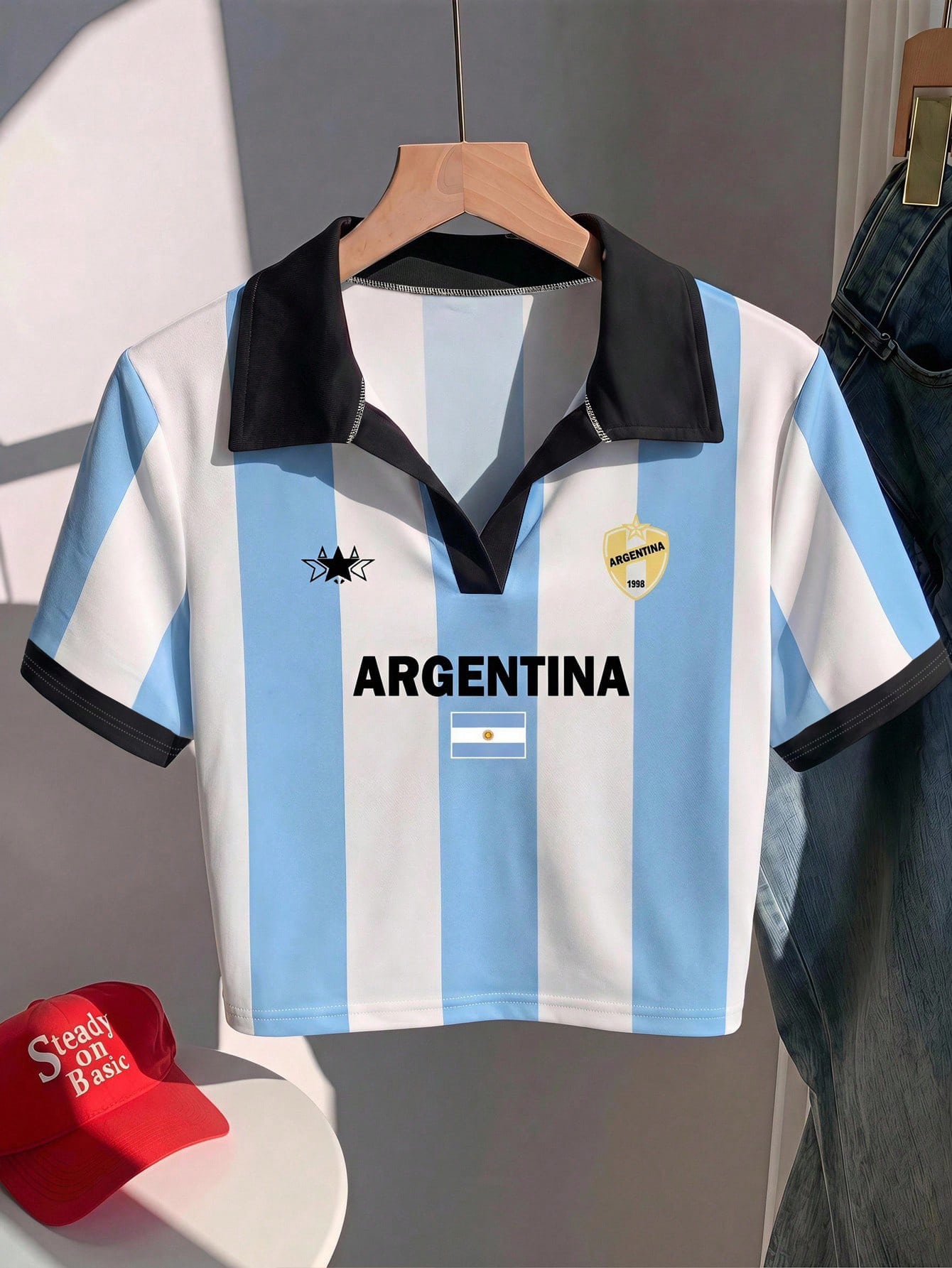 Comfortcana T-shirt ajusté à col polo avec imprimé rétro de couleurs contrastées dans le — vue 14