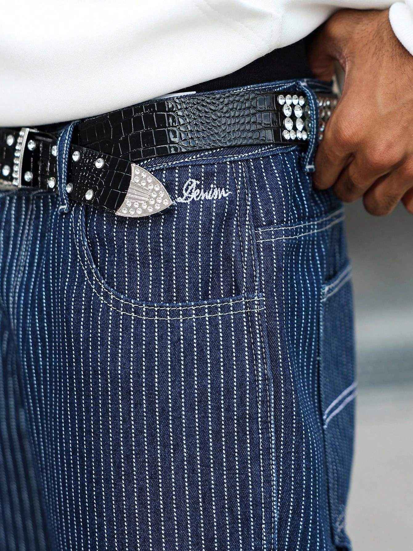 QuarKem Jeans décontractés pour hommes à rayures verticales et multi-poches, mode de rue — vue 4