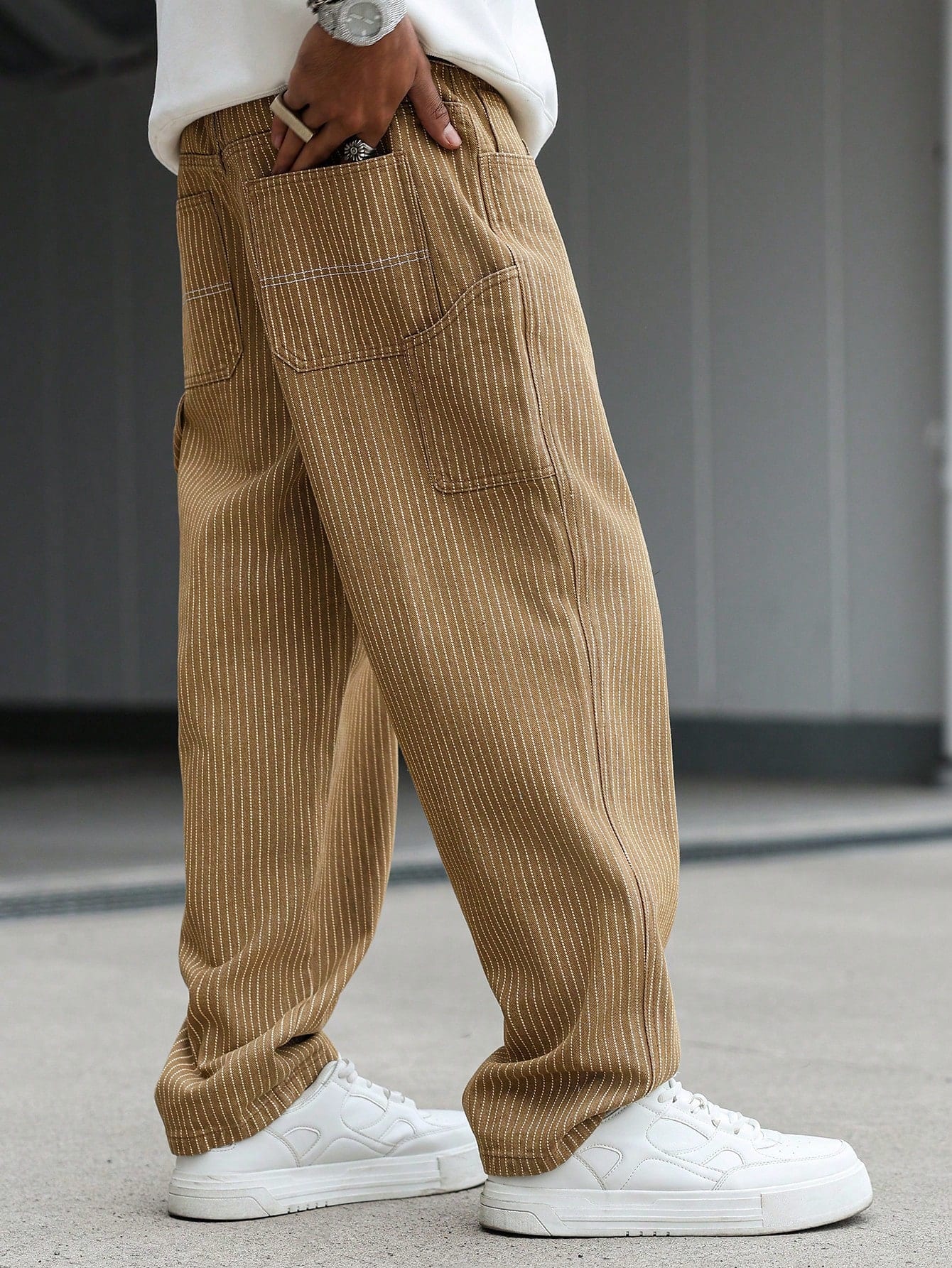 QuarKem Jeans cargo kaki à rayures verticales et multi-poches, style décontracté pour