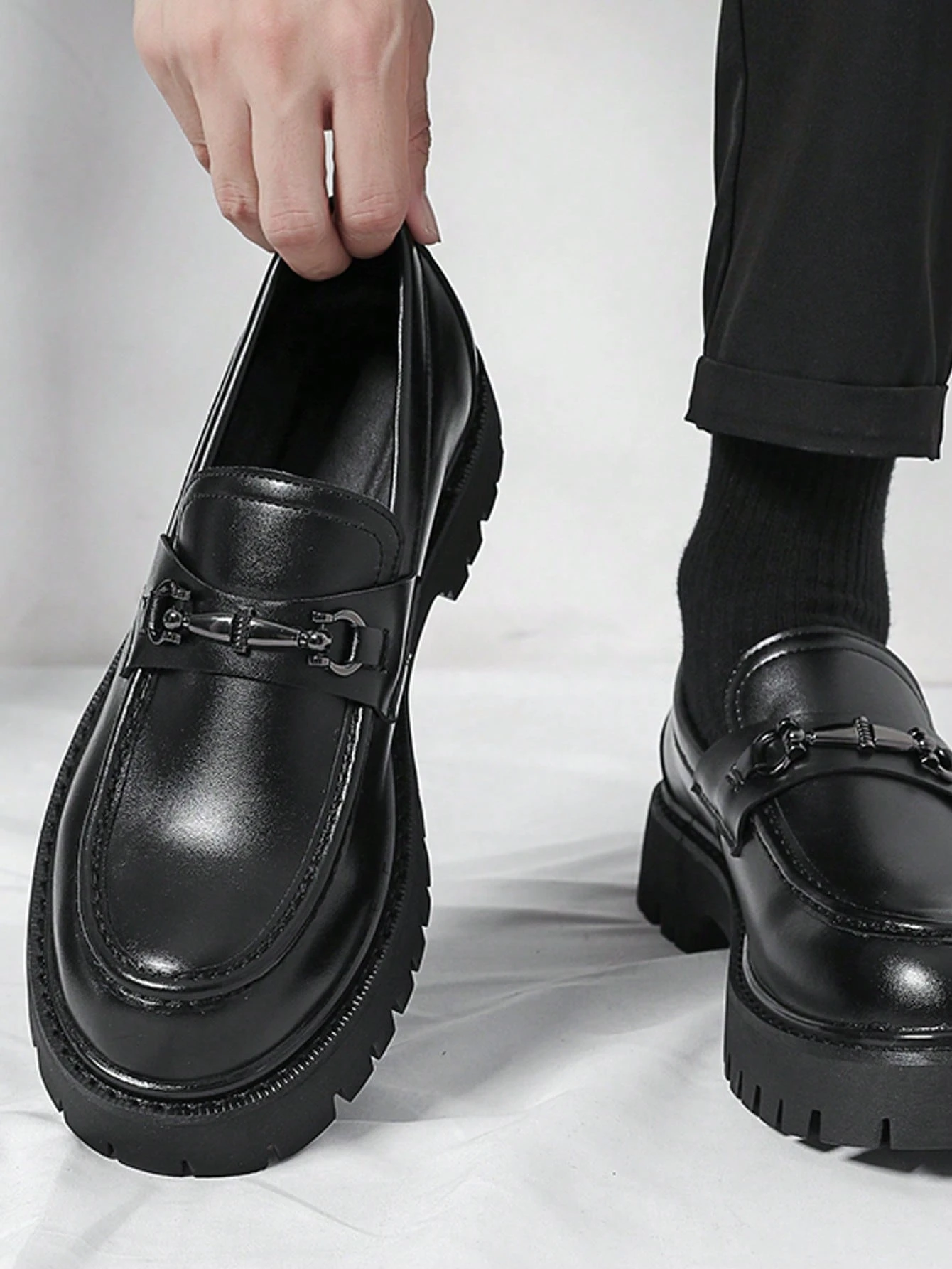 Chaussures formelles pour hommes, mocassins à enfiler à semelle épaisse, style