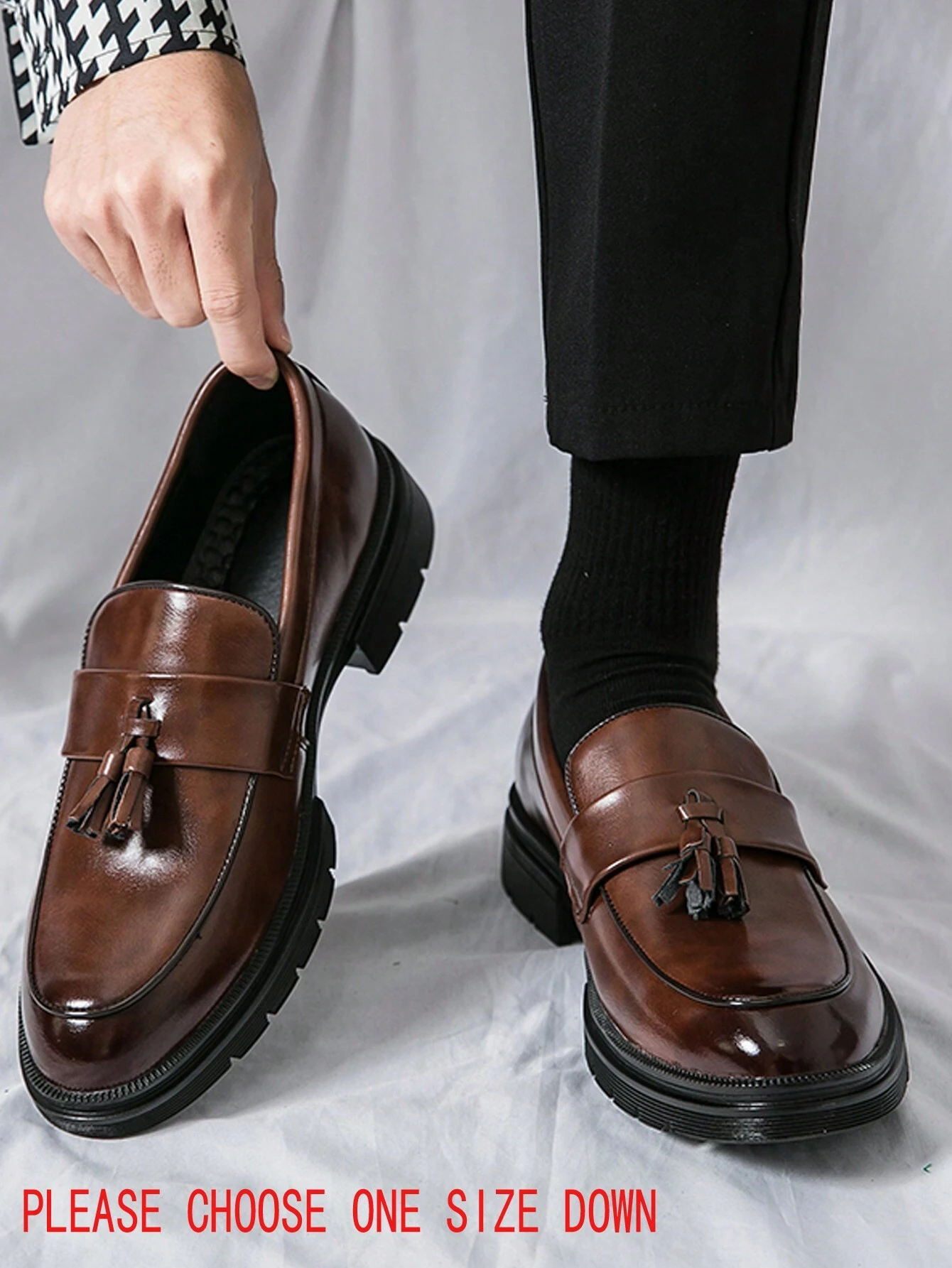 Chaussures habillées à semelle épaisse avec gland pour hommes - Mocassins habillés noirs
