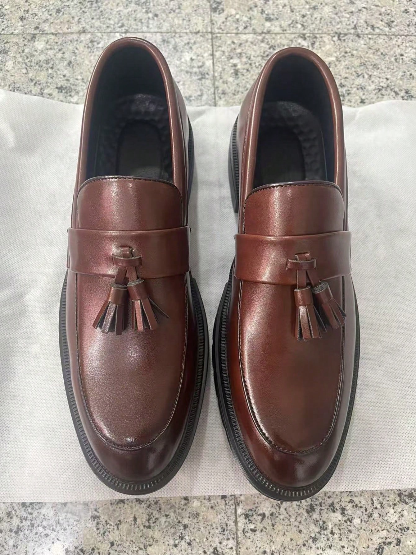 Chaussures habillées à semelle épaisse avec gland pour hommes - Mocassins habillés noirs — vue 7
