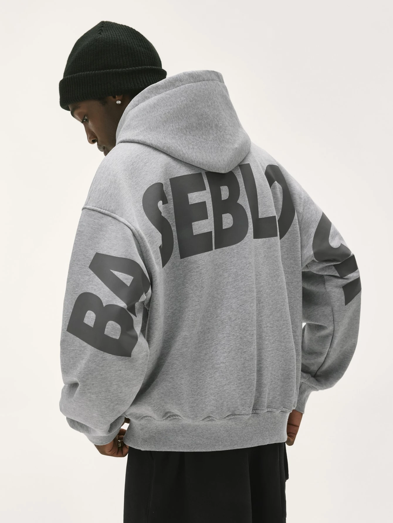 STYNVO sweat-shirt à capuche décontracté à manches longues avec poche et imprimé lettres — vue 10