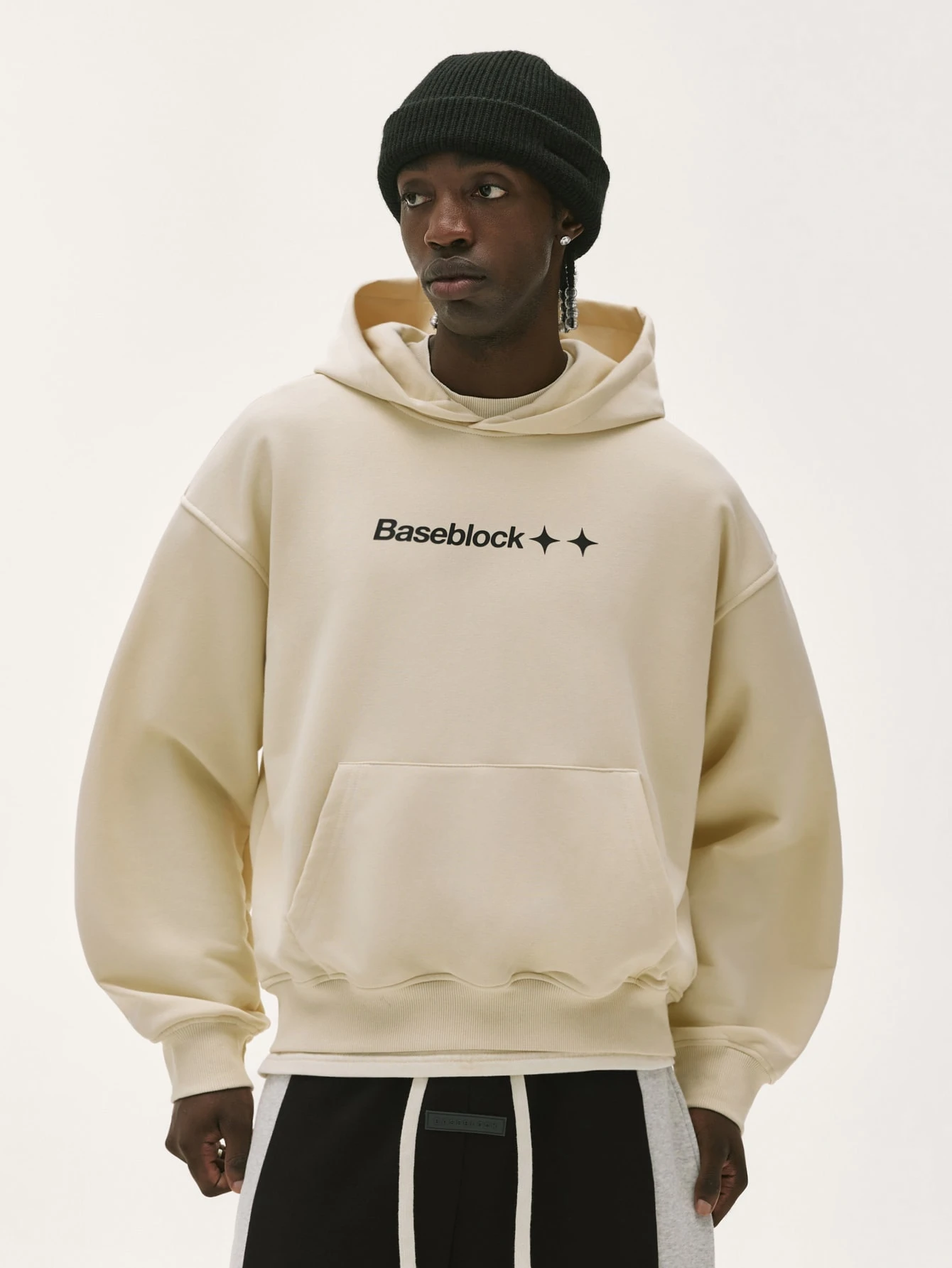 STYNVO sweat-shirt à capuche décontracté à manches longues avec poche et imprimé lettres — vue 13