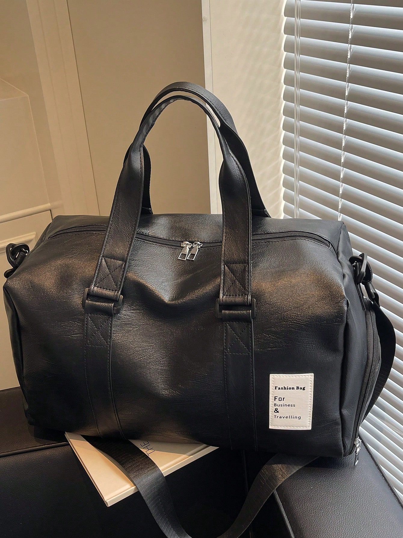 Grand sac de voyage en cuir PU de couleur unie avec compartiment à chaussures, — vue 4