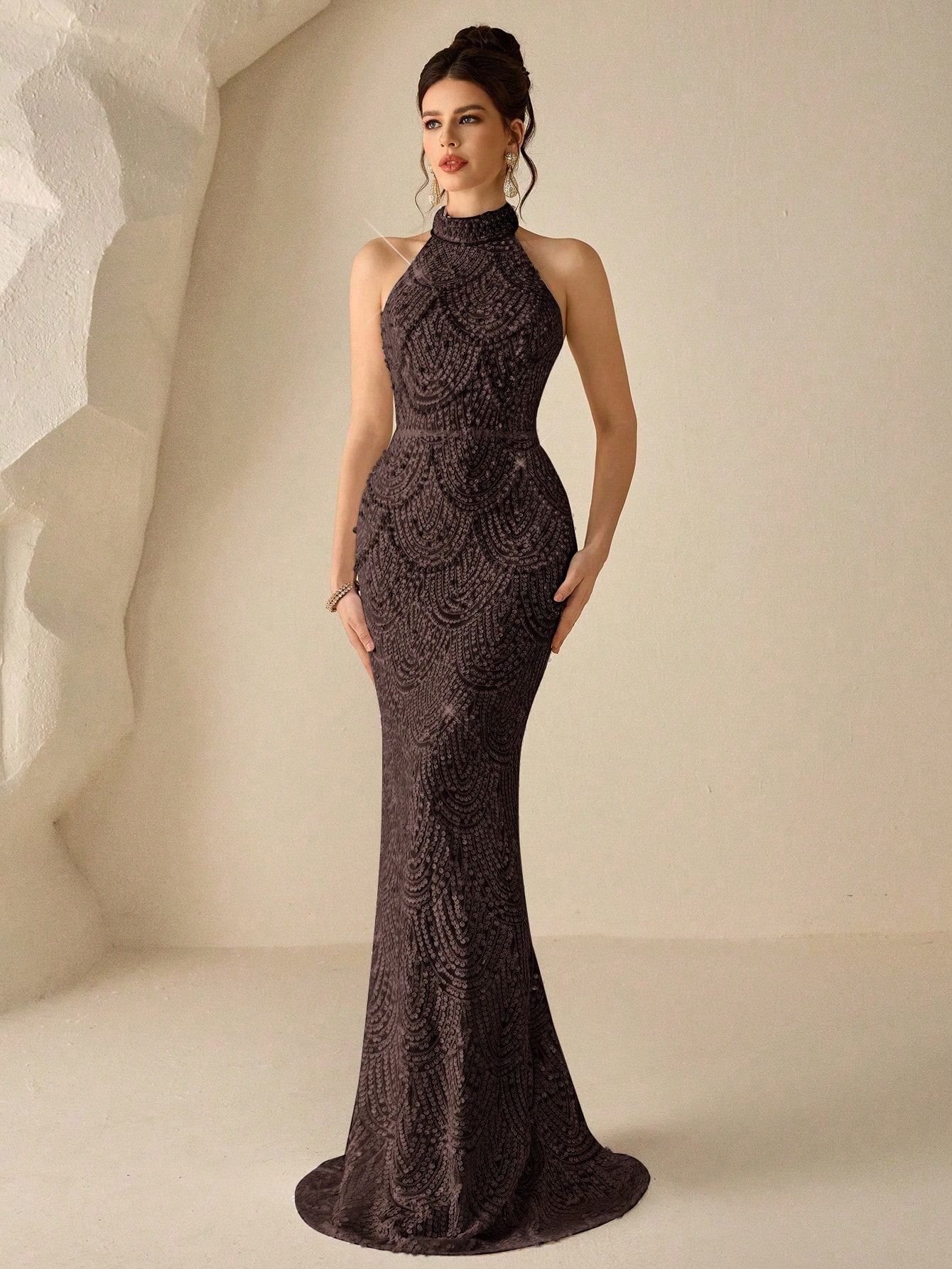 Elovaire Robe de soirée formelle élégante de style Reine, col montant, sans manches, — vue 3