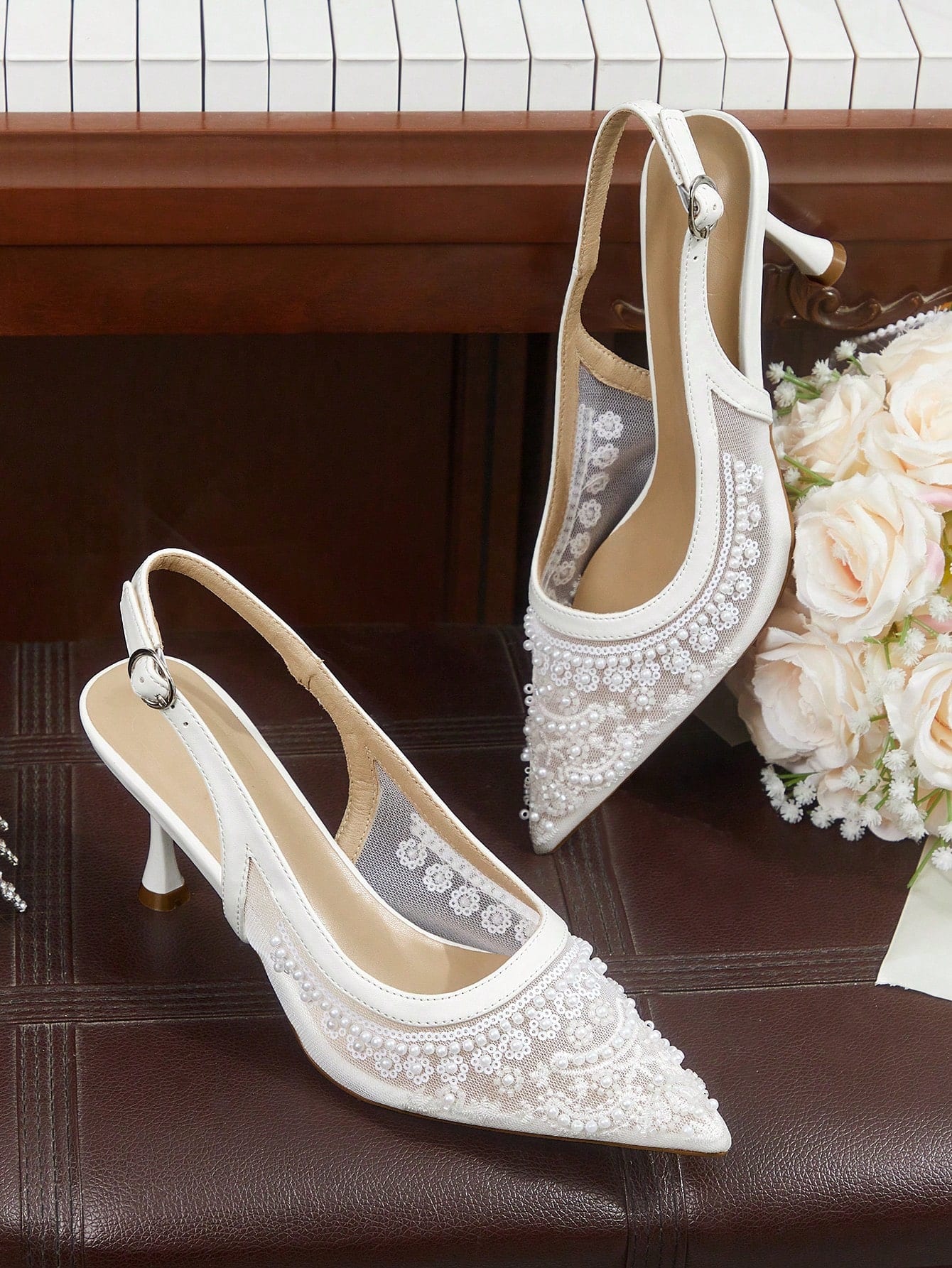 CUCCOO HITCHD Talons hauts mode polyvalents pour tous les jours avec design à boucle et
