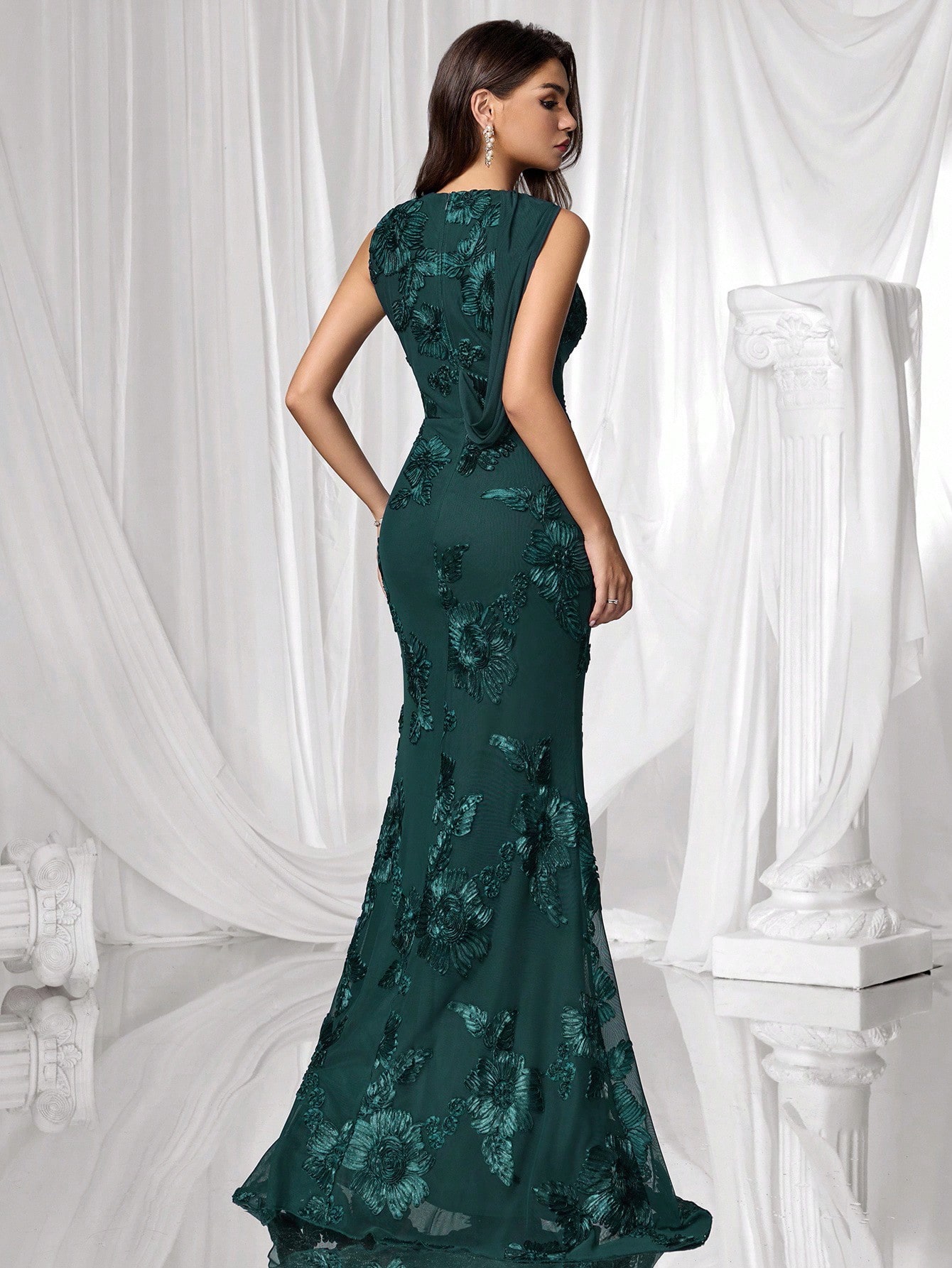 Coutiva Robe de soirée formelle (fortement ornée) Dîner de répétition de mariage Bal de — vue 2