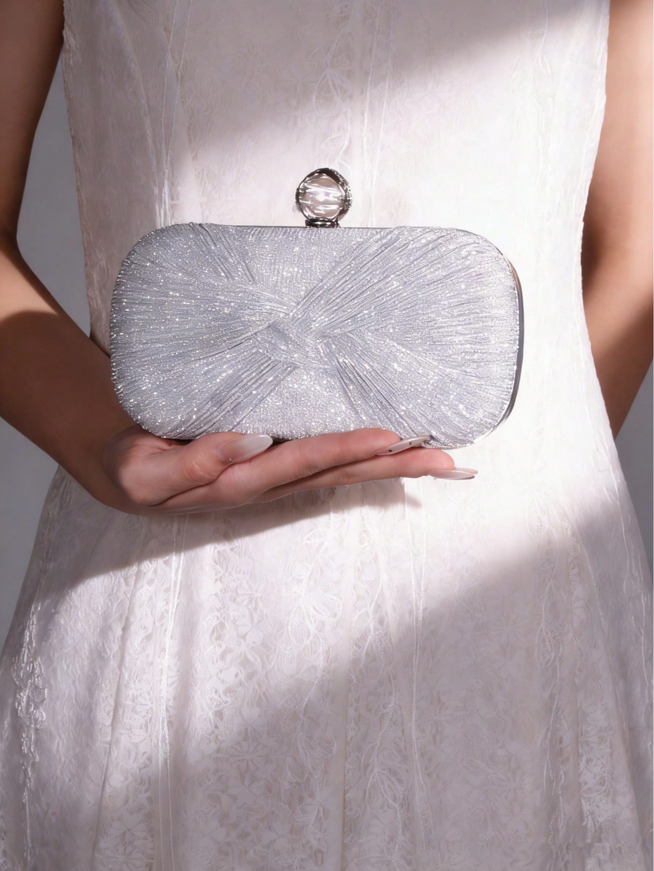 Sac de soirée mini plissé brillant élégant et à la mode