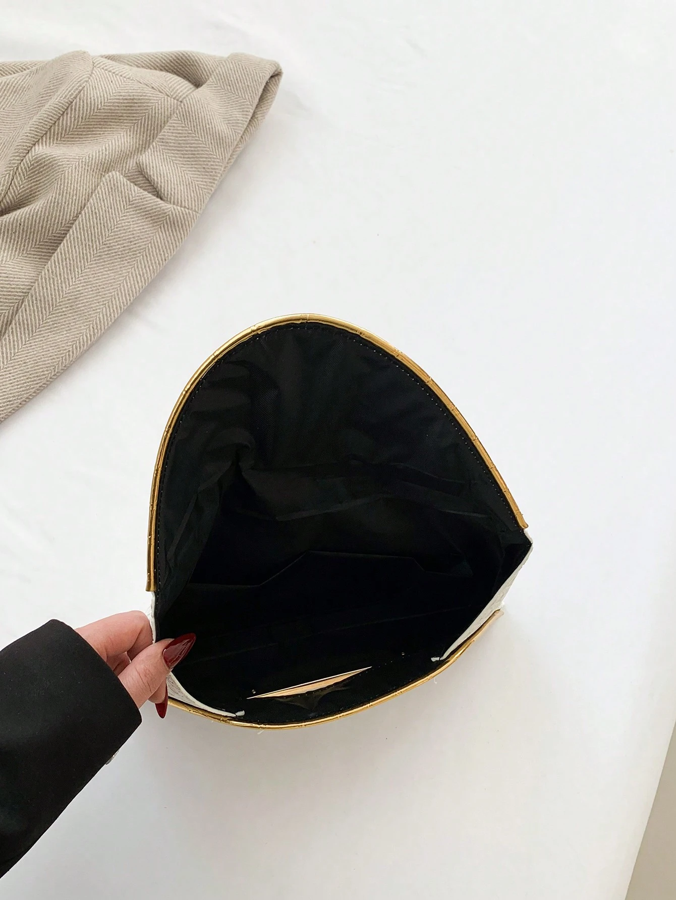 Portefeuille pochette enveloppe femme de texture tressée carrée en PU de couleur unie, — vue 9