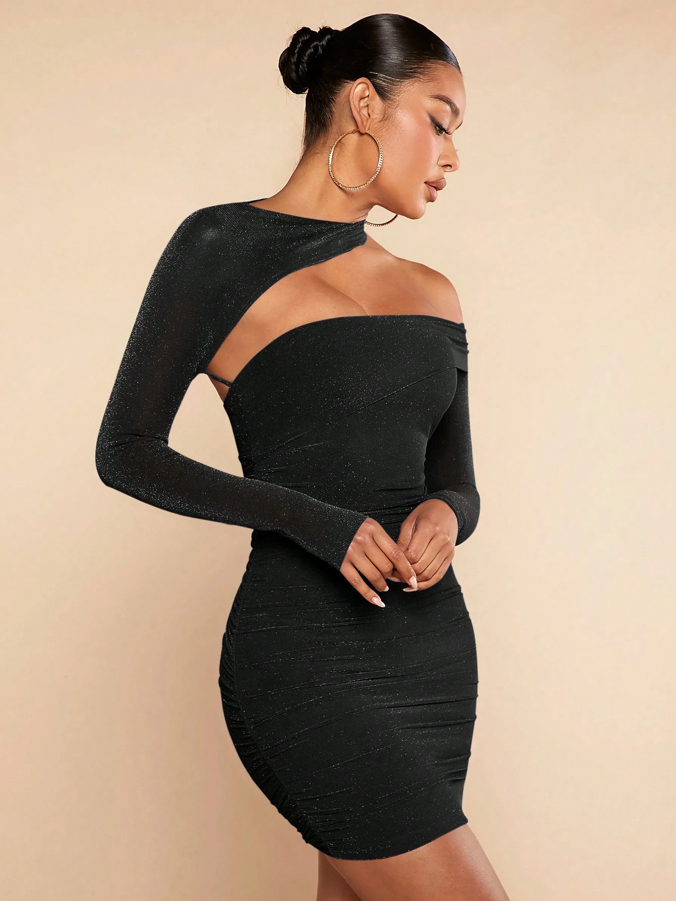 Silquee Robe Moulante À Col Asymétrique Scintillant — vue 6