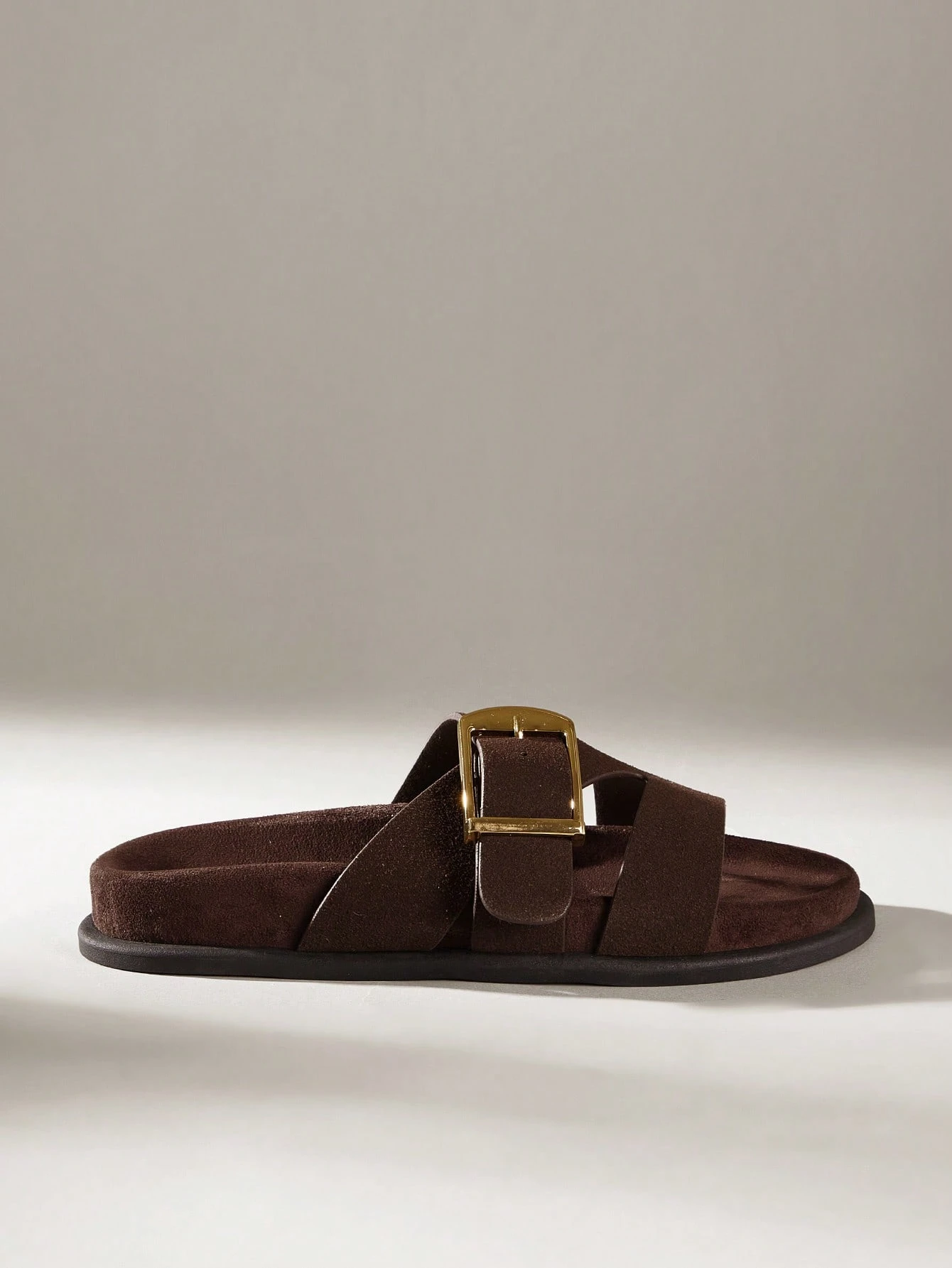 Solecia Sandales plates de plage confortables marron pour femmes