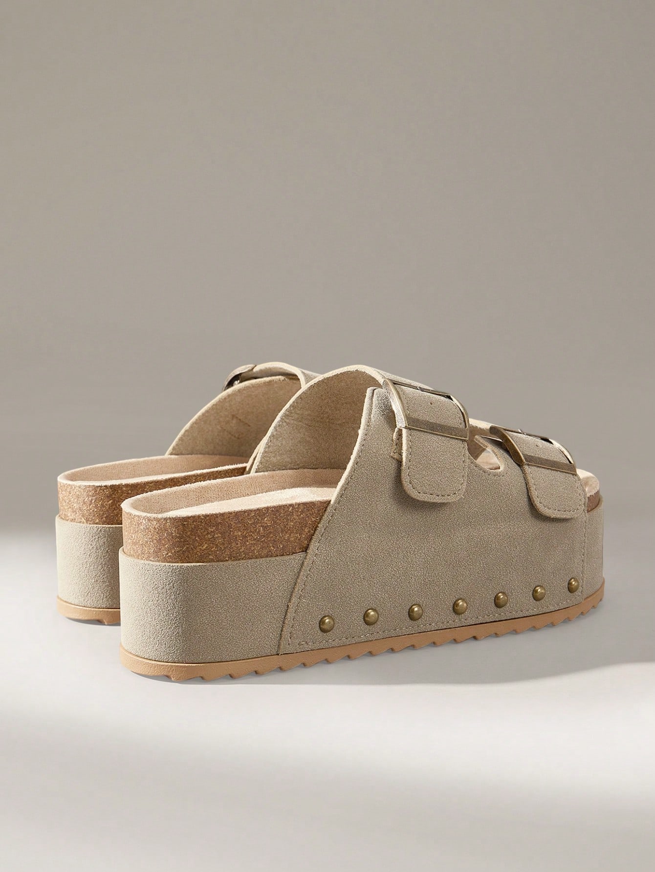 Solecia Nouvelles sandales d'été pour femmes avec boucle métallique et rivets, à bout — vue 5