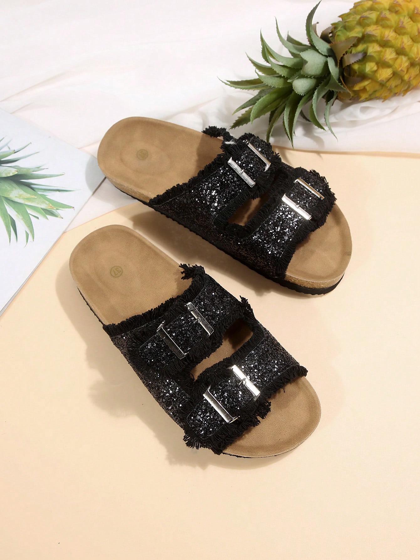Sandales décontractées vintage de niche grande taille, pantoufles à double boucle à – doré et noir — vue 11