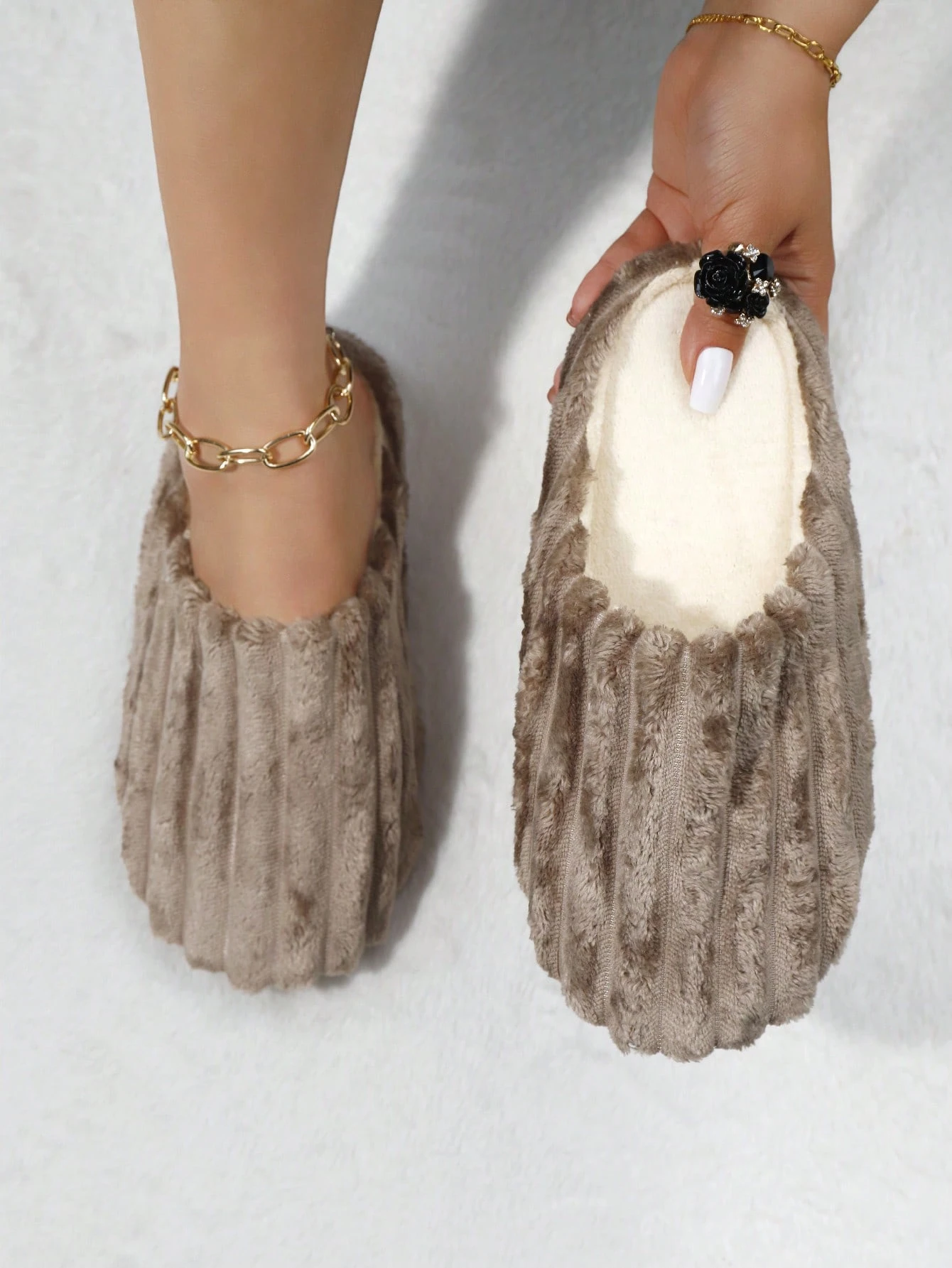Chaussons de maison à carreaux moelleux et duveteux pour femmes, chaussettes de — vue 20