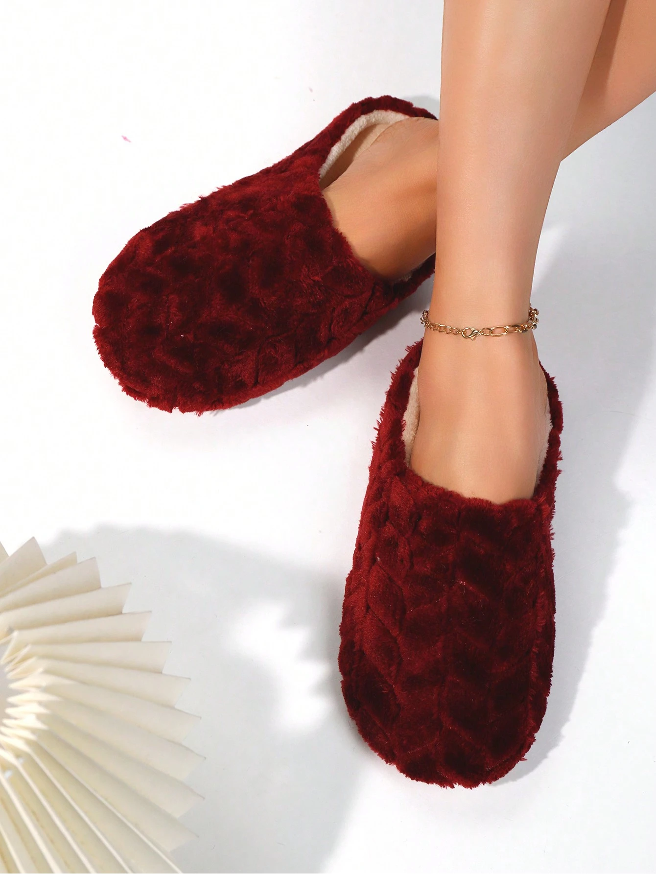 Pantoufles de maison en peluche moelleuse à carreaux pour femmes, chaussettes de sol — vue 16