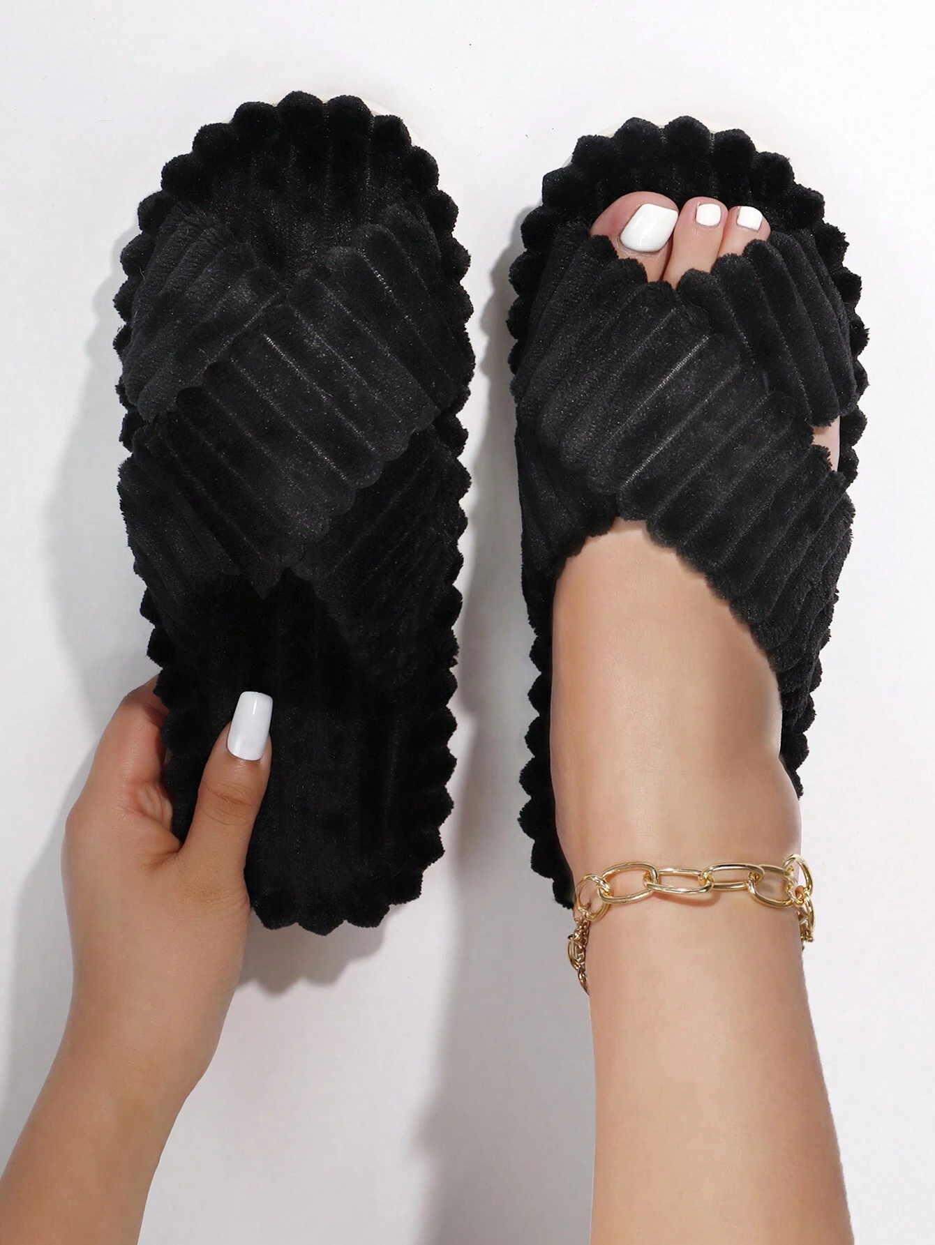 Pantoufles de maison femme mode automne/hiver à fausse fourrure moelleuse avec — vue 3